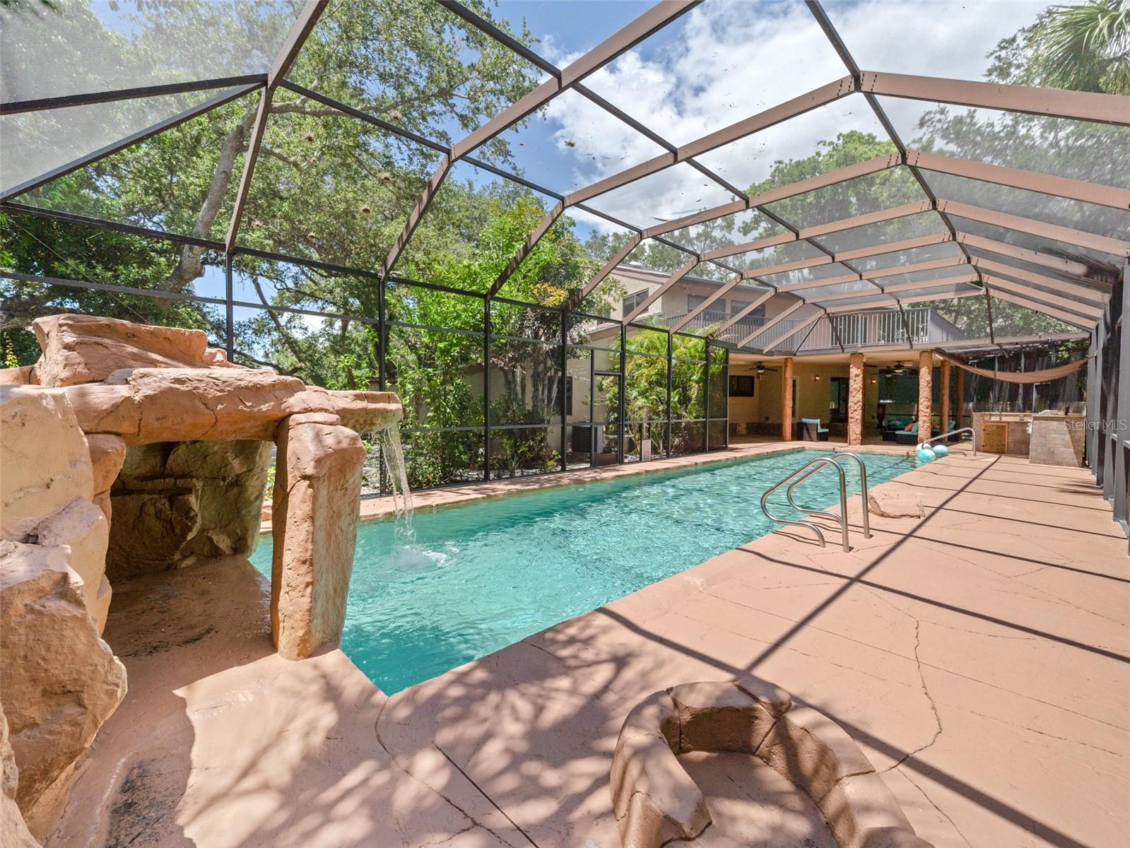 1310 ROBERTS BAY LN