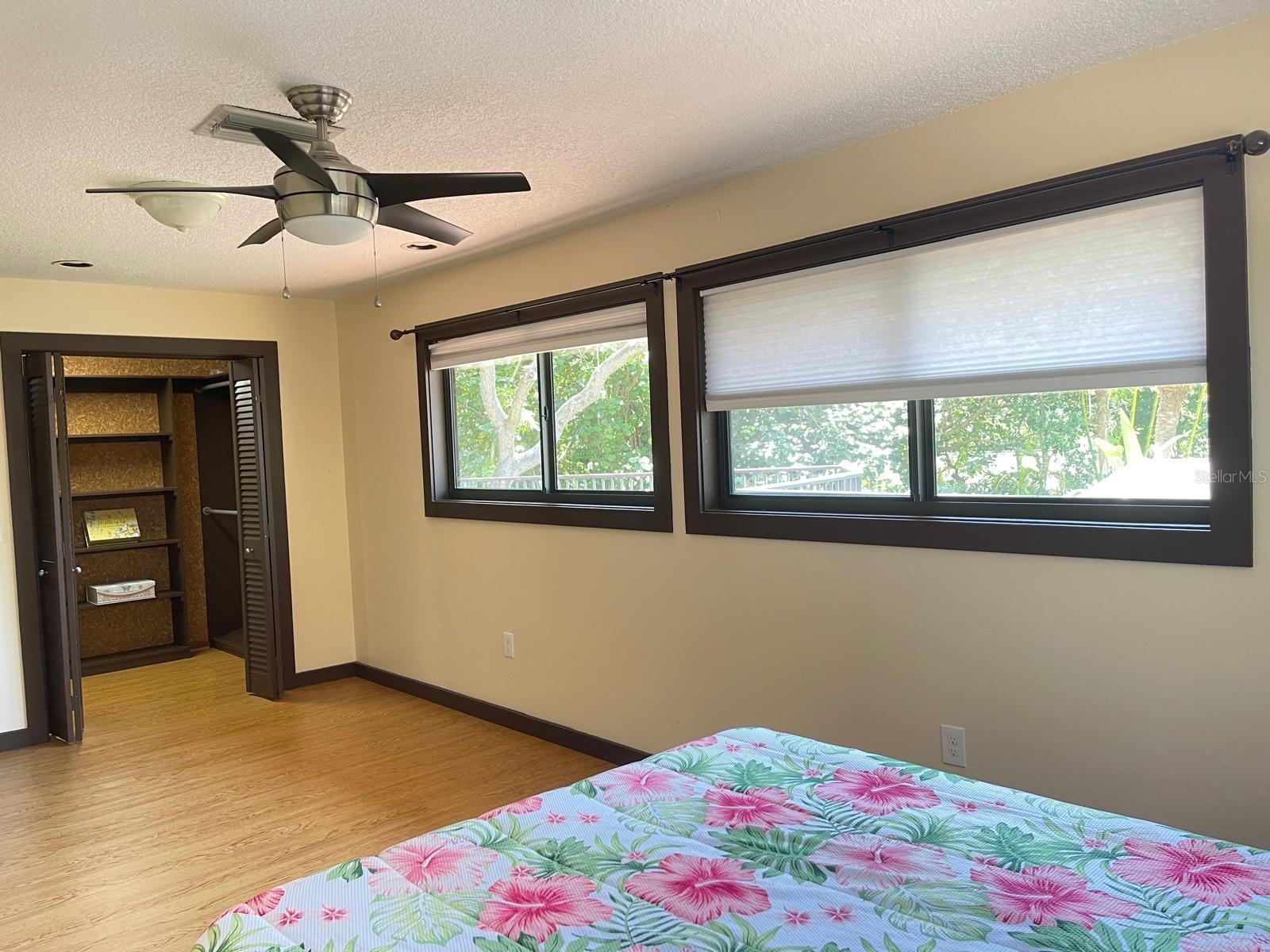 1310 ROBERTS BAY LN