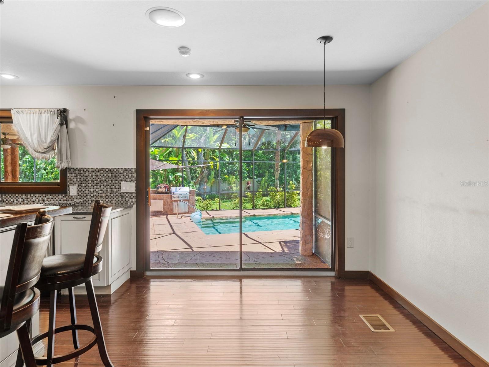 1310 ROBERTS BAY LN