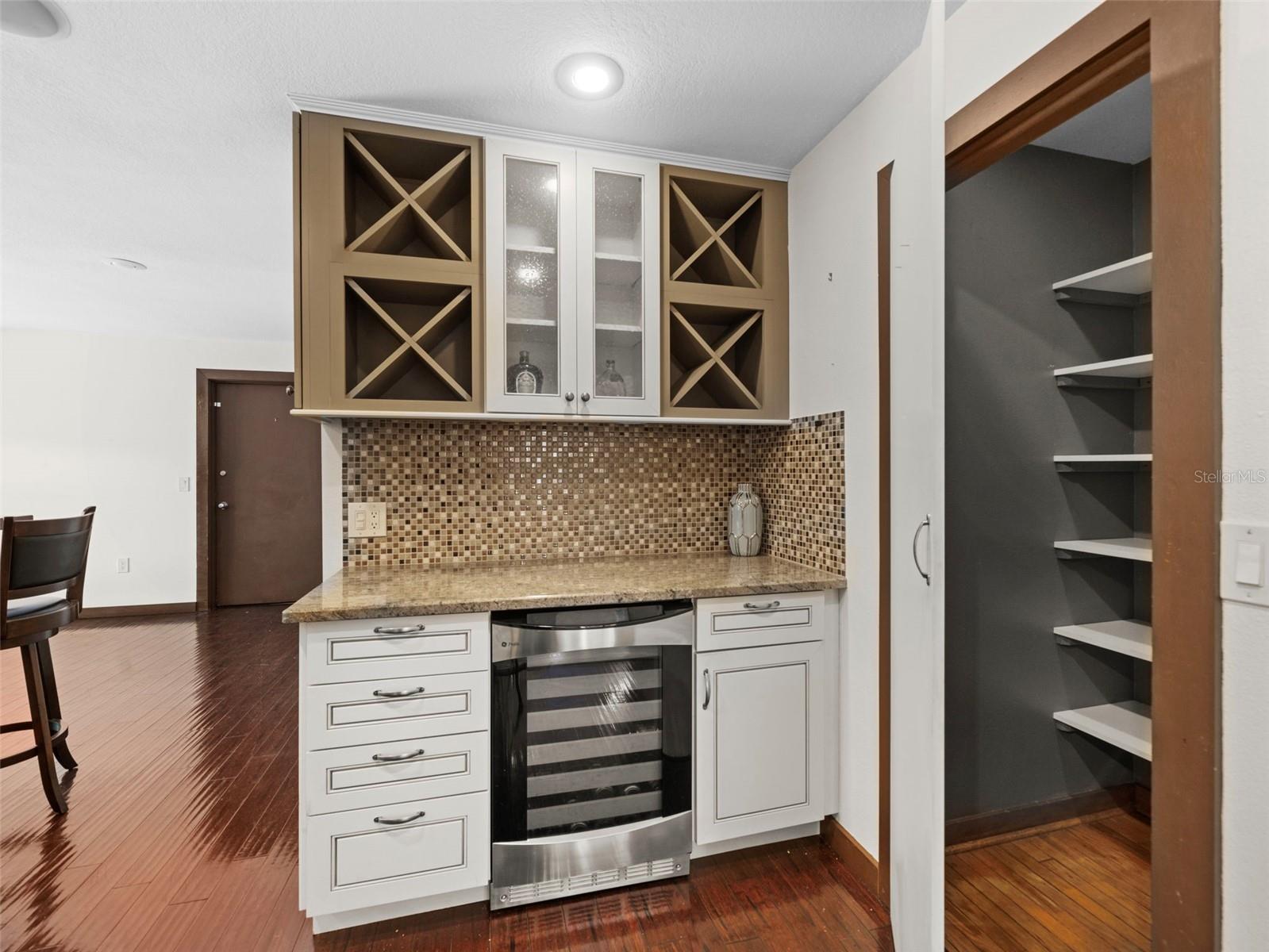 1310 ROBERTS BAY LN