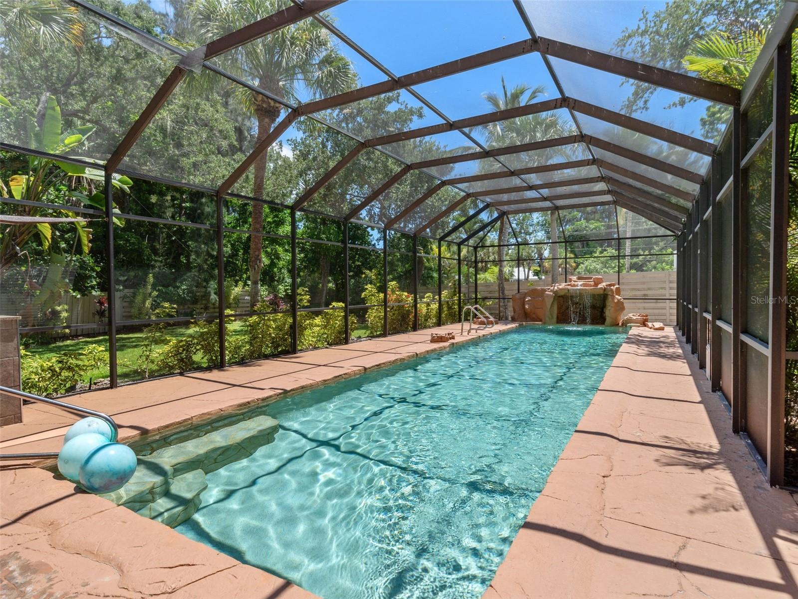 1310 ROBERTS BAY LN