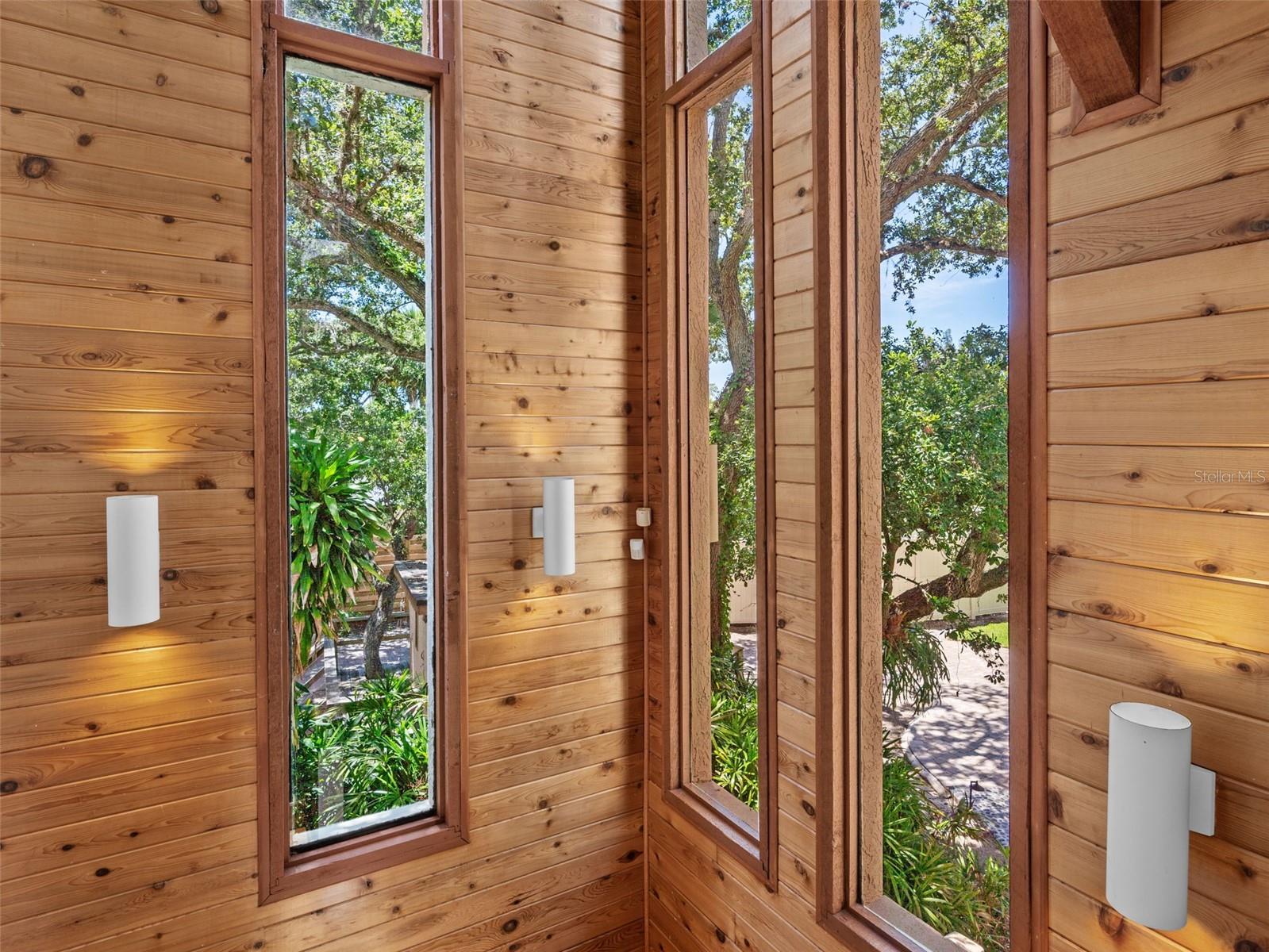 1310 ROBERTS BAY LN