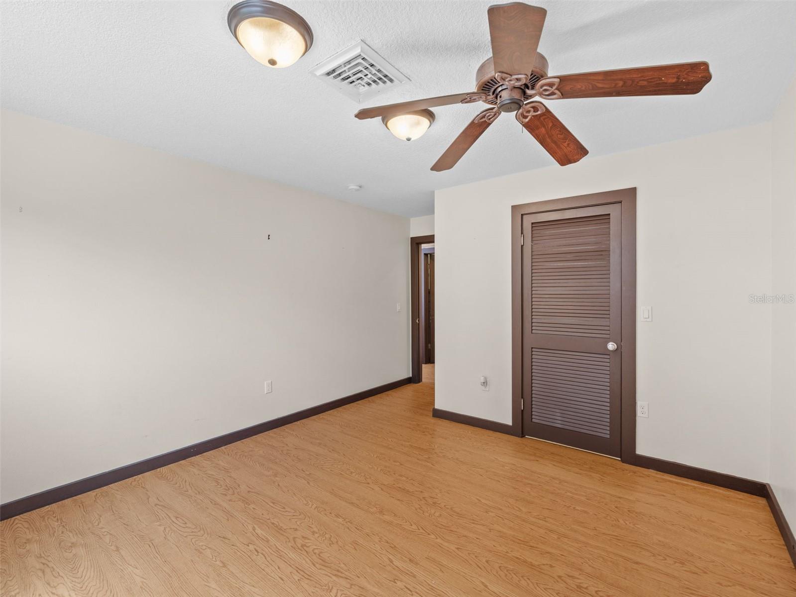 1310 ROBERTS BAY LN