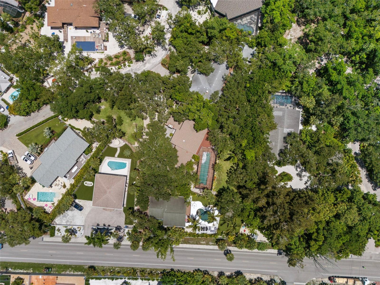 1310 ROBERTS BAY LN