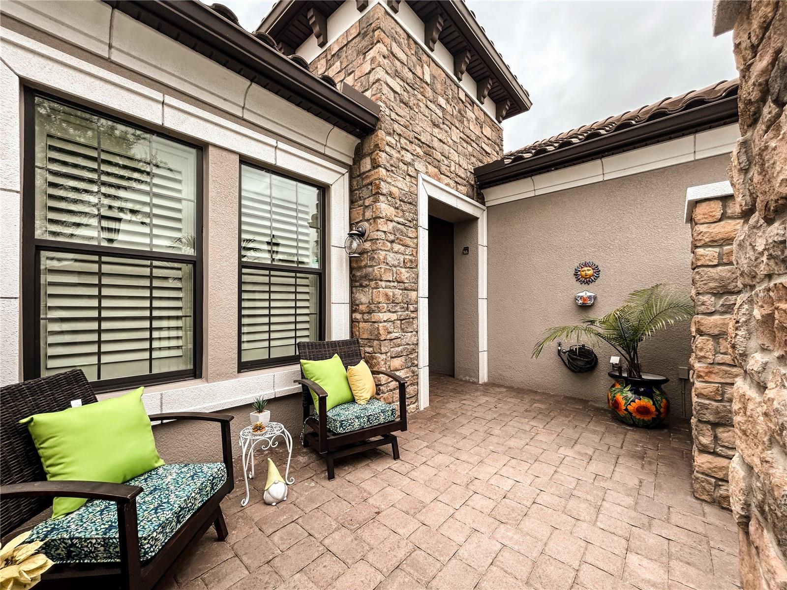 10603 INGLENOOK TER