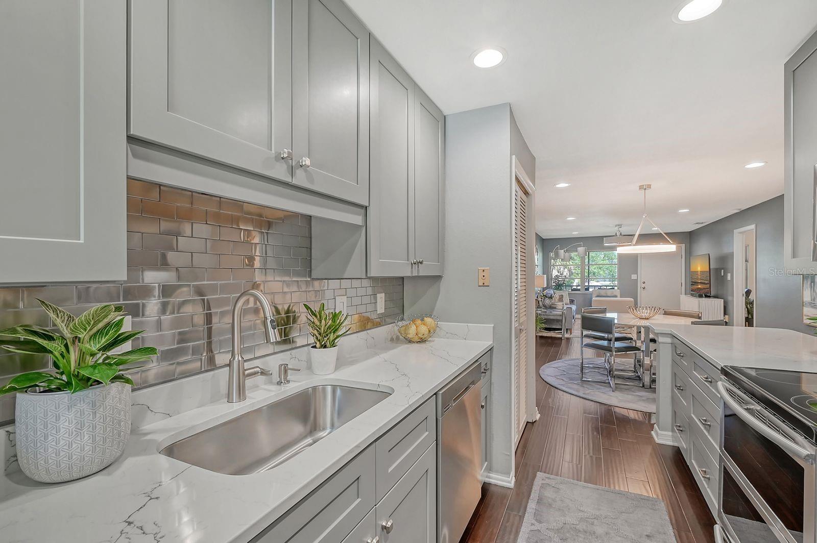 3711 ALMERIA AVE #4N