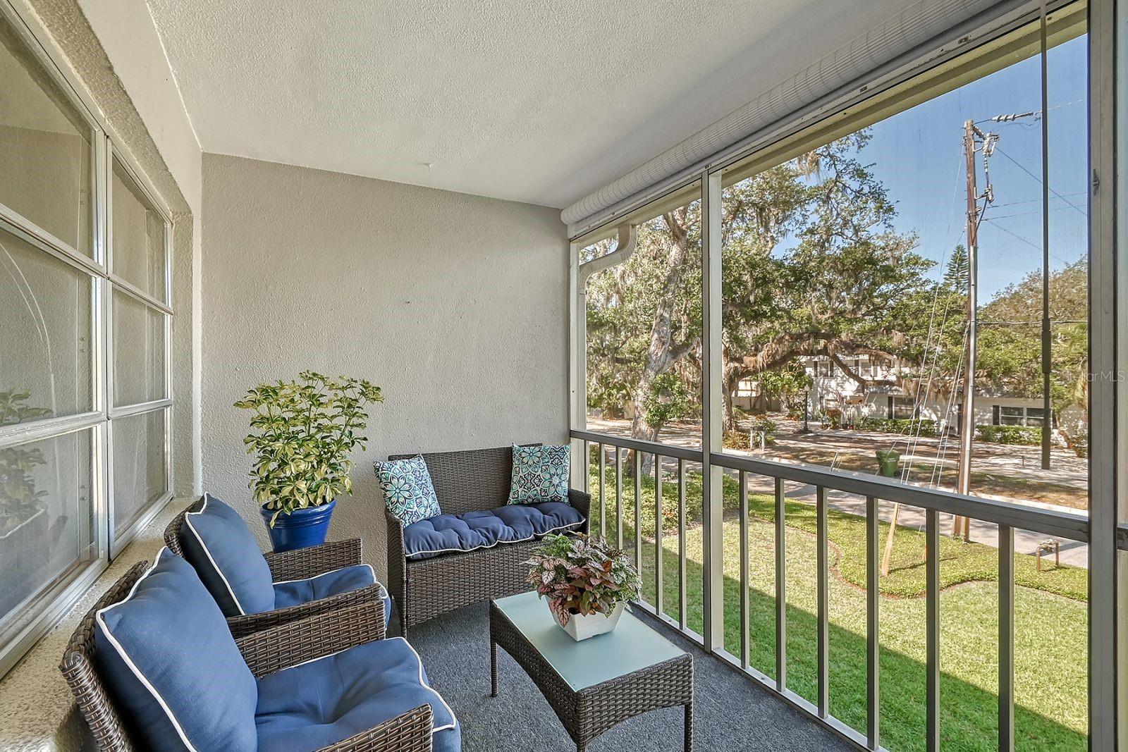 3711 ALMERIA AVE #4N