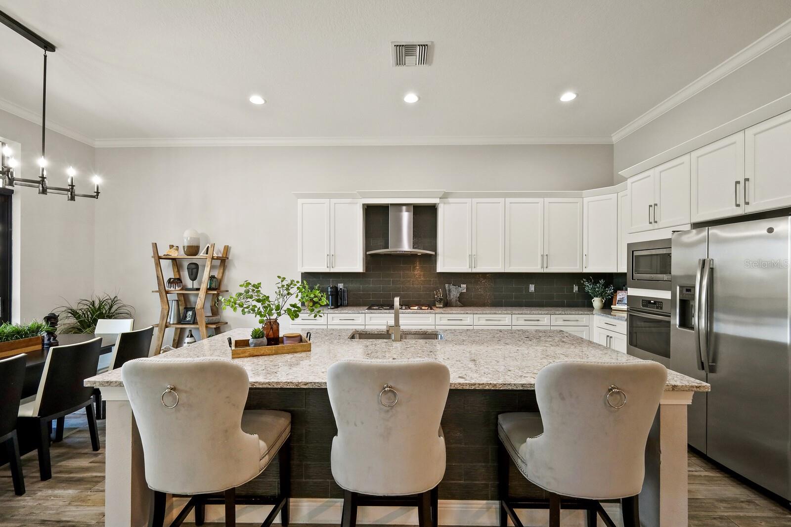 9025 BERNINI PL
