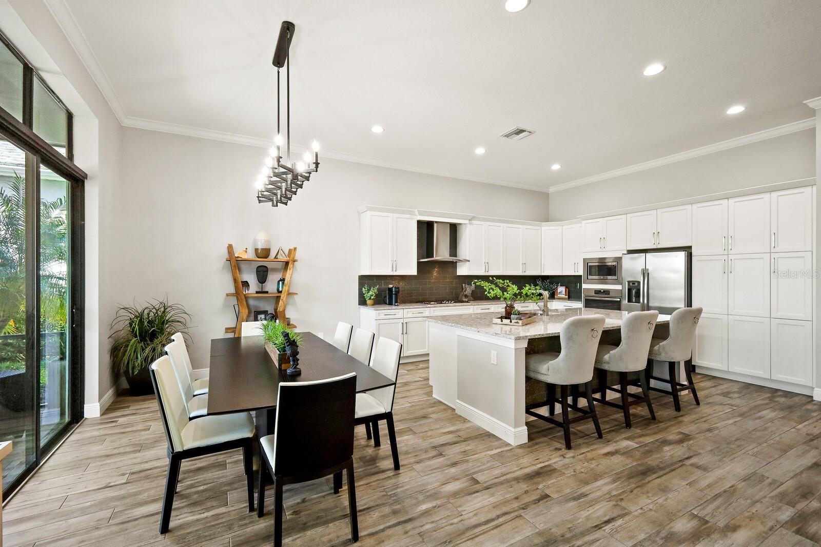 9025 BERNINI PL