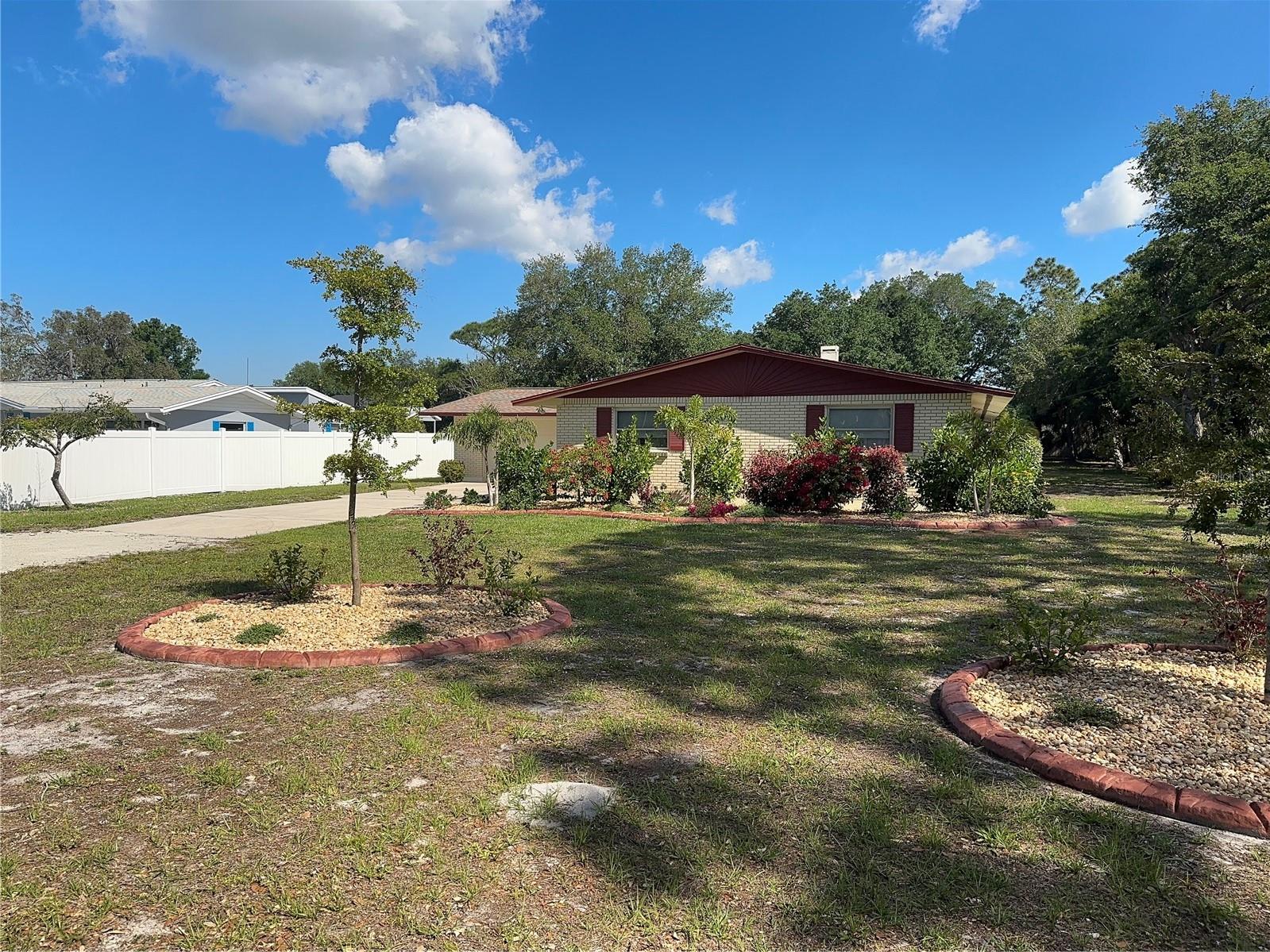 691 PERCHERON CIR