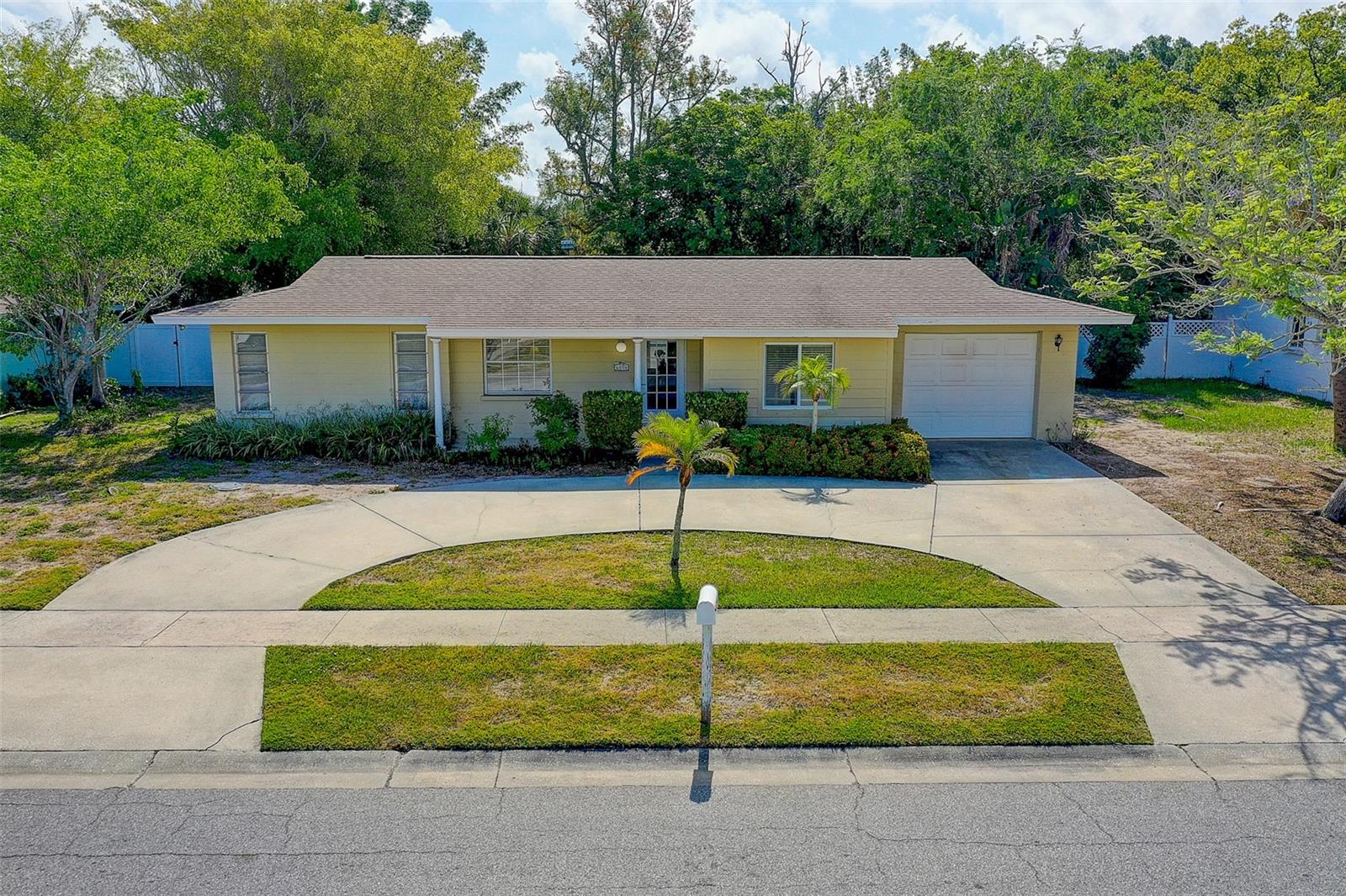 6505 COLONIAL DR