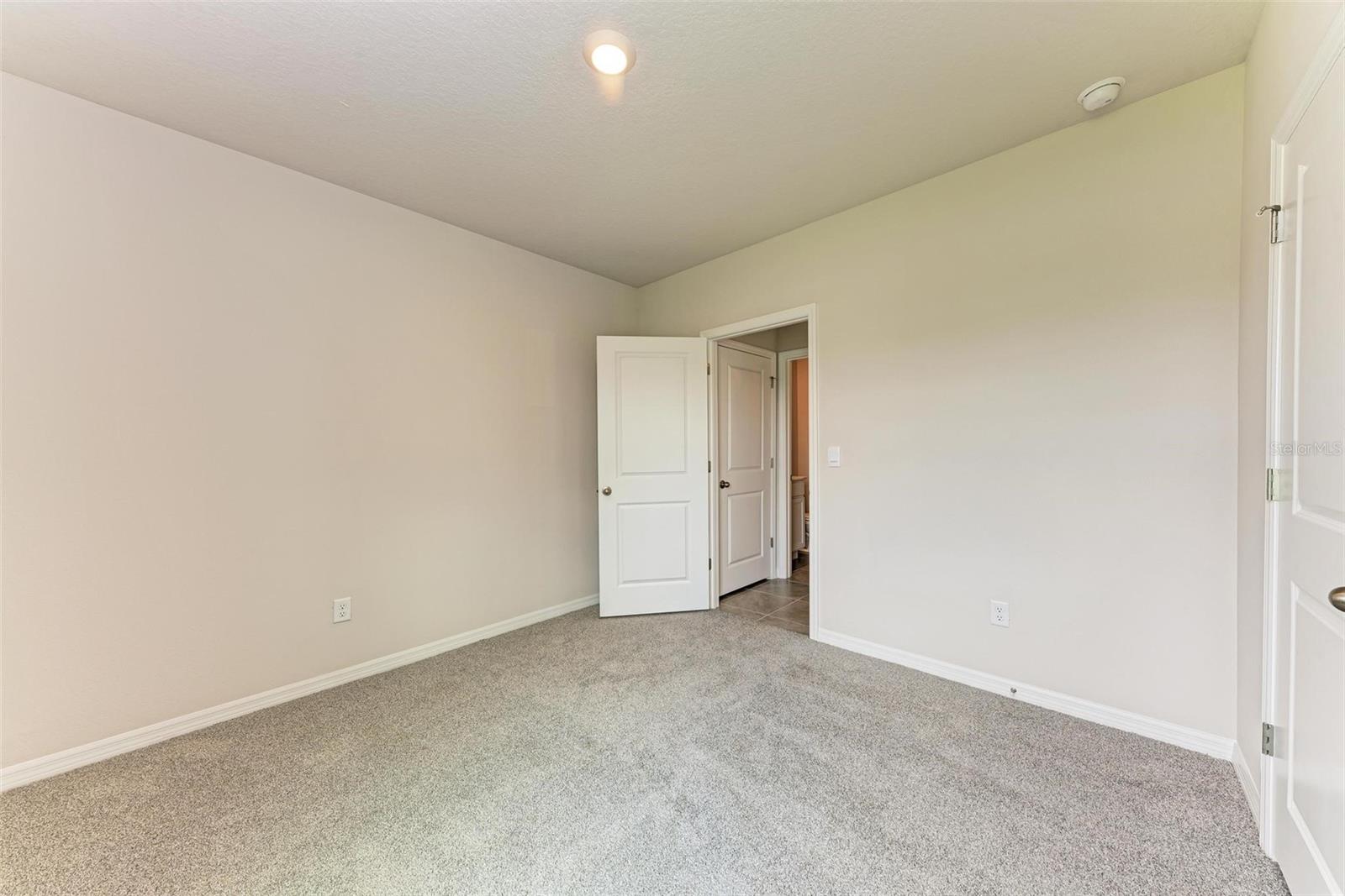 16920 YARD SPRING DR