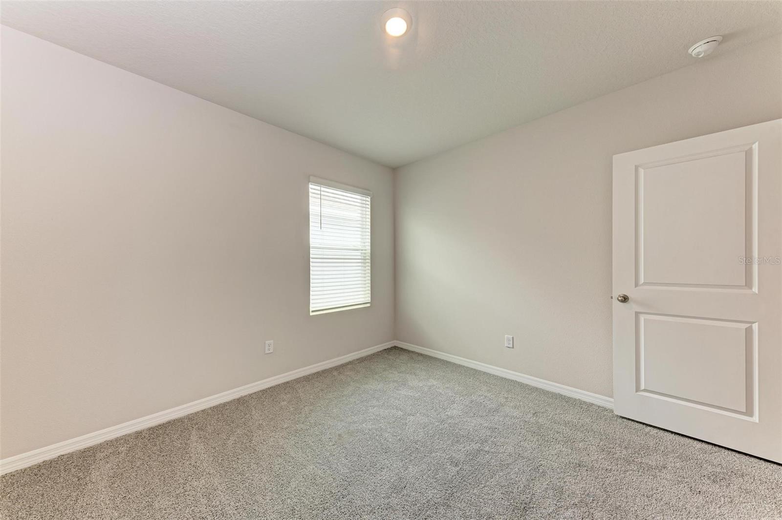 16920 YARD SPRING DR
