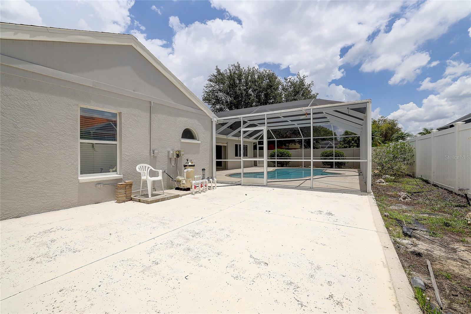 4589 DOVER STREET CIR E