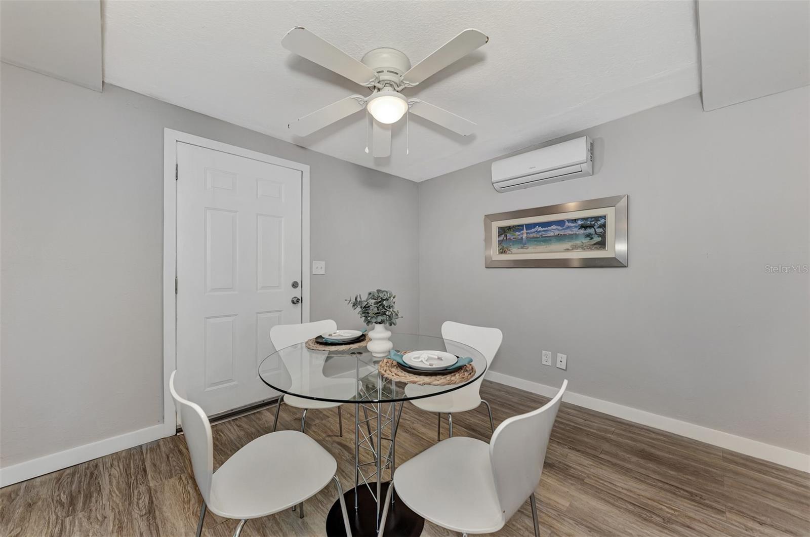 2674 NOVUS PL