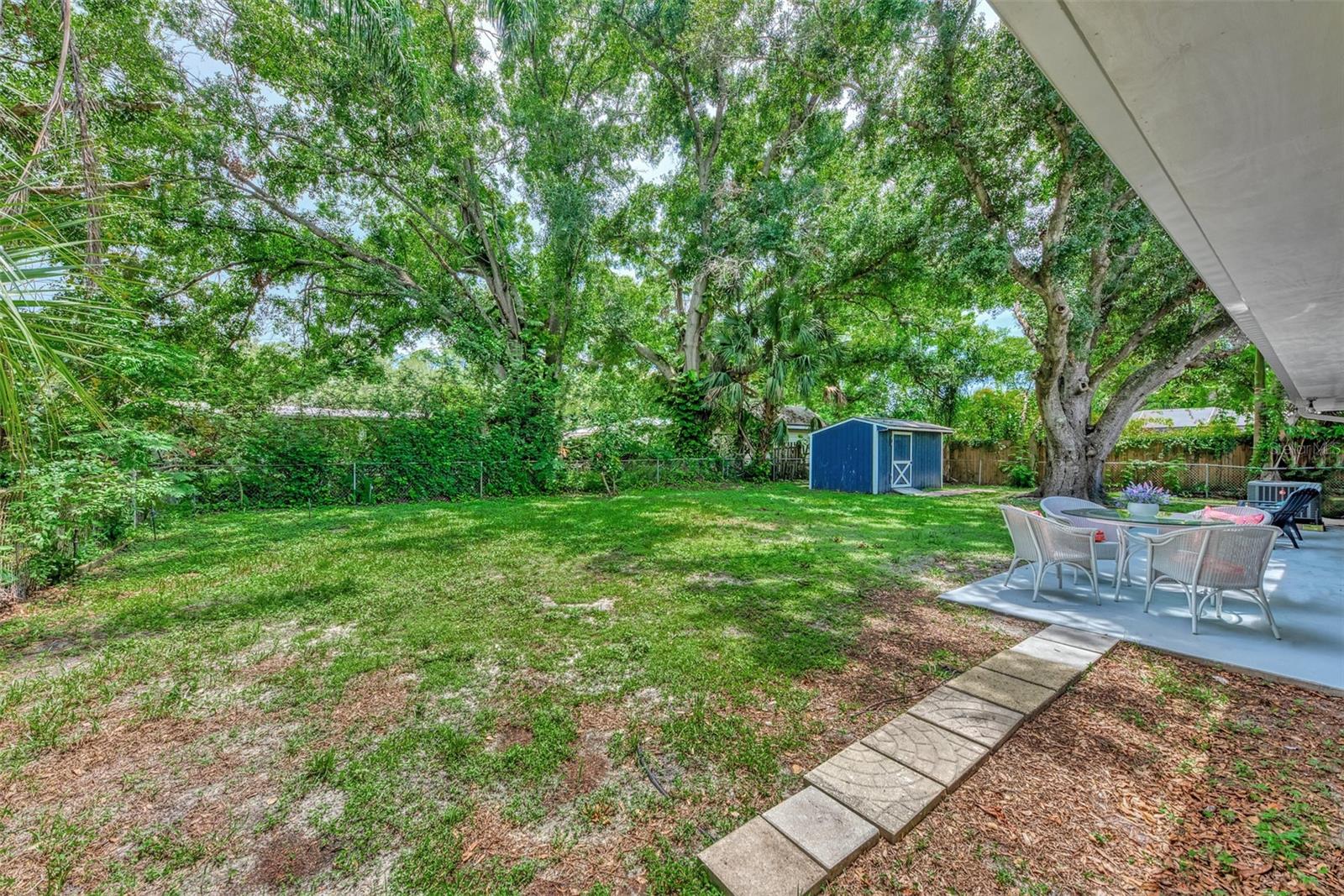2674 NOVUS PL