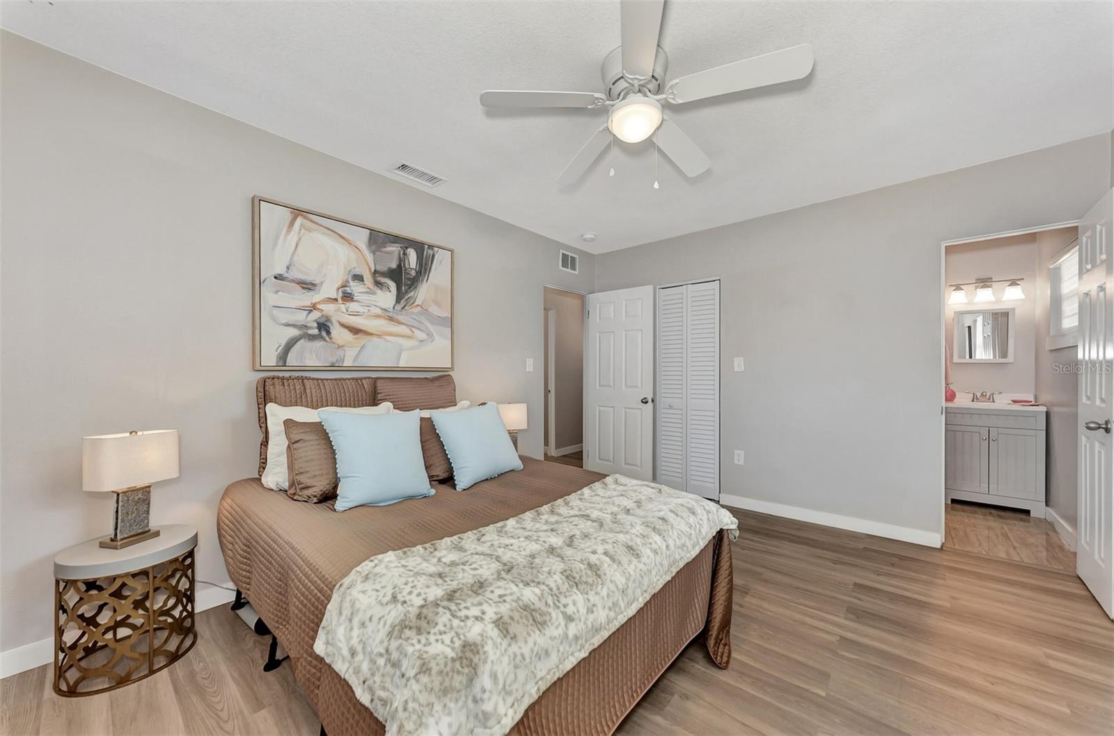 2674 NOVUS PL