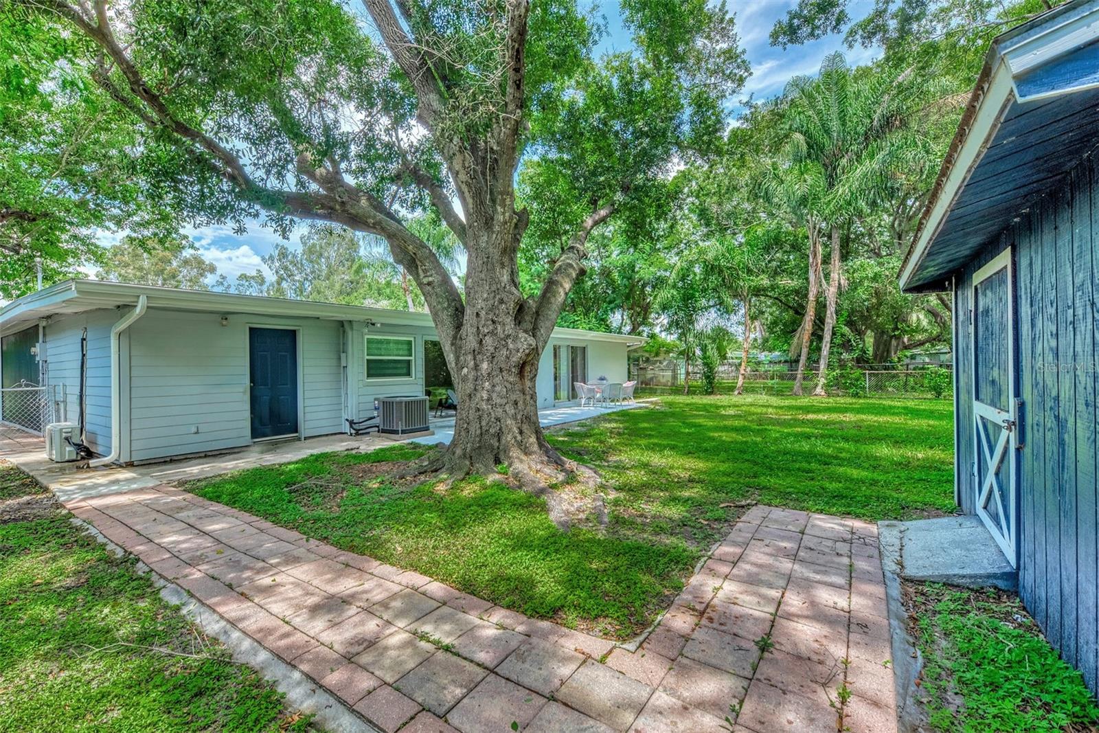 2674 NOVUS PL