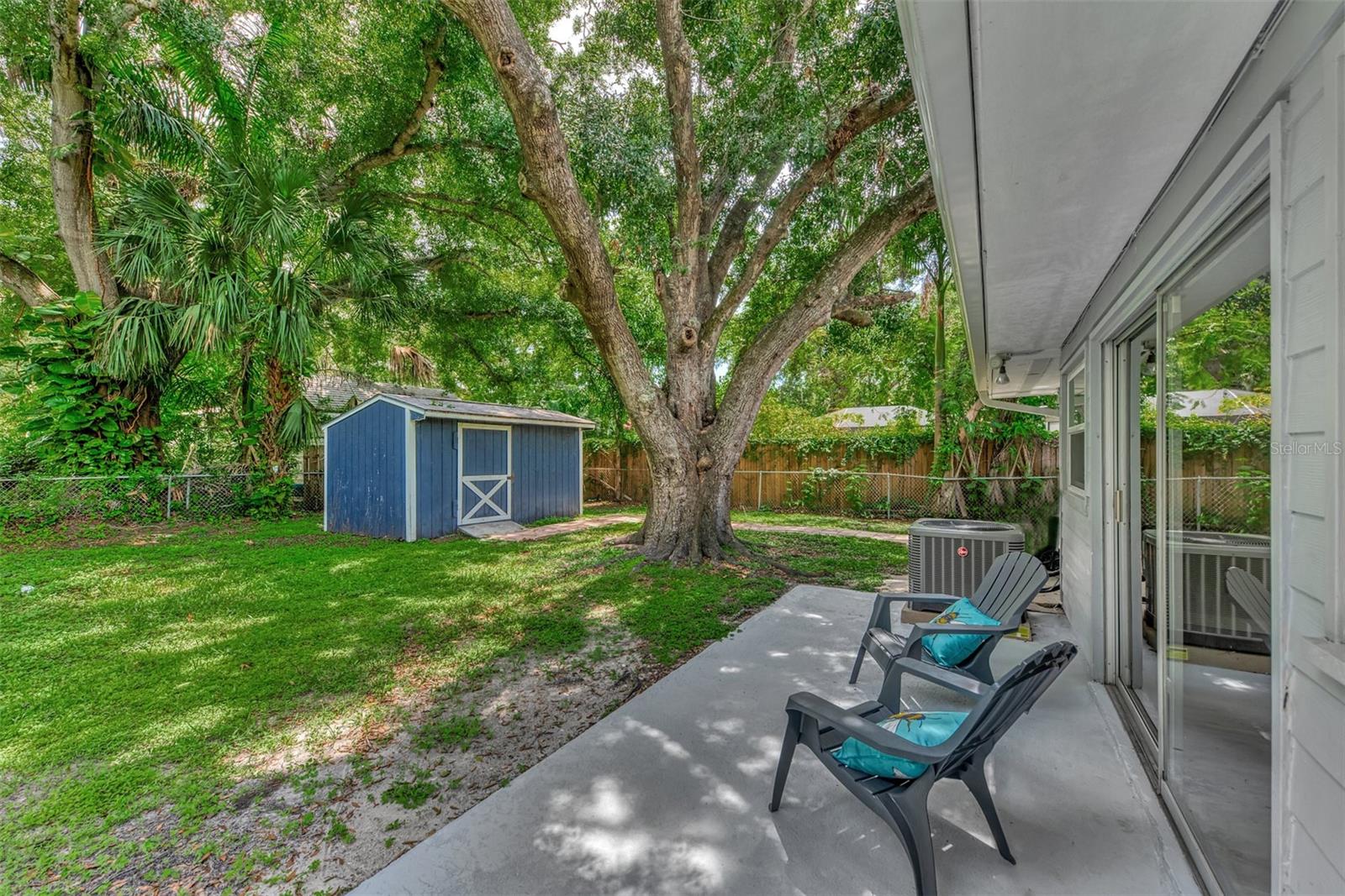 2674 NOVUS PL