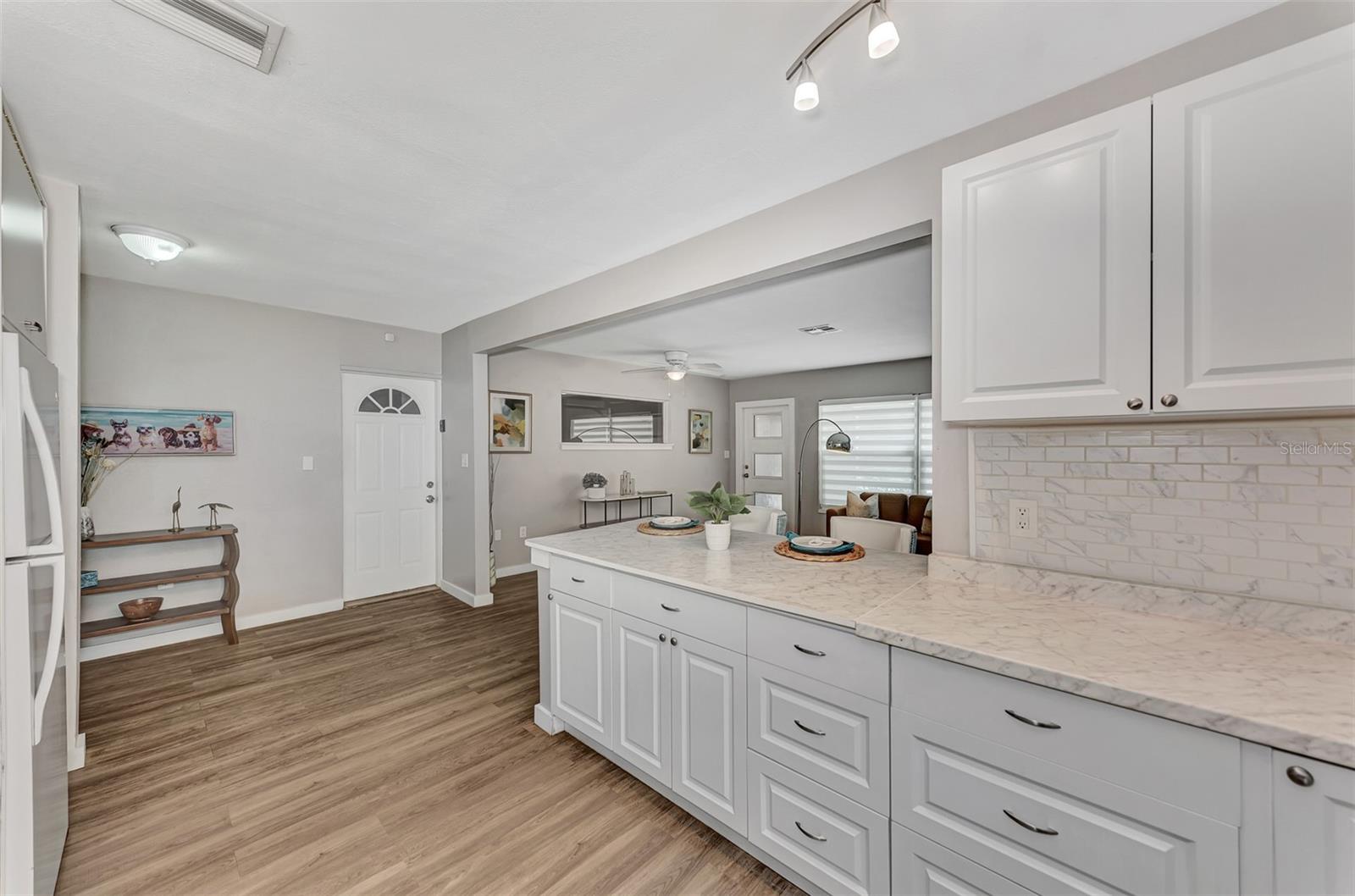 2674 NOVUS PL