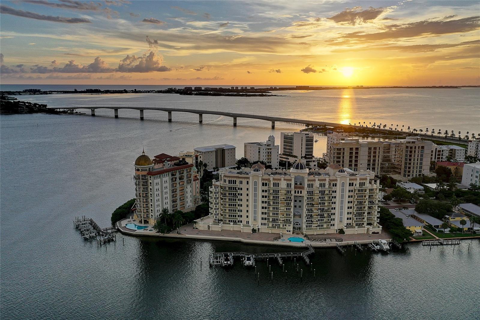 350 GOLDEN GATE PT #43