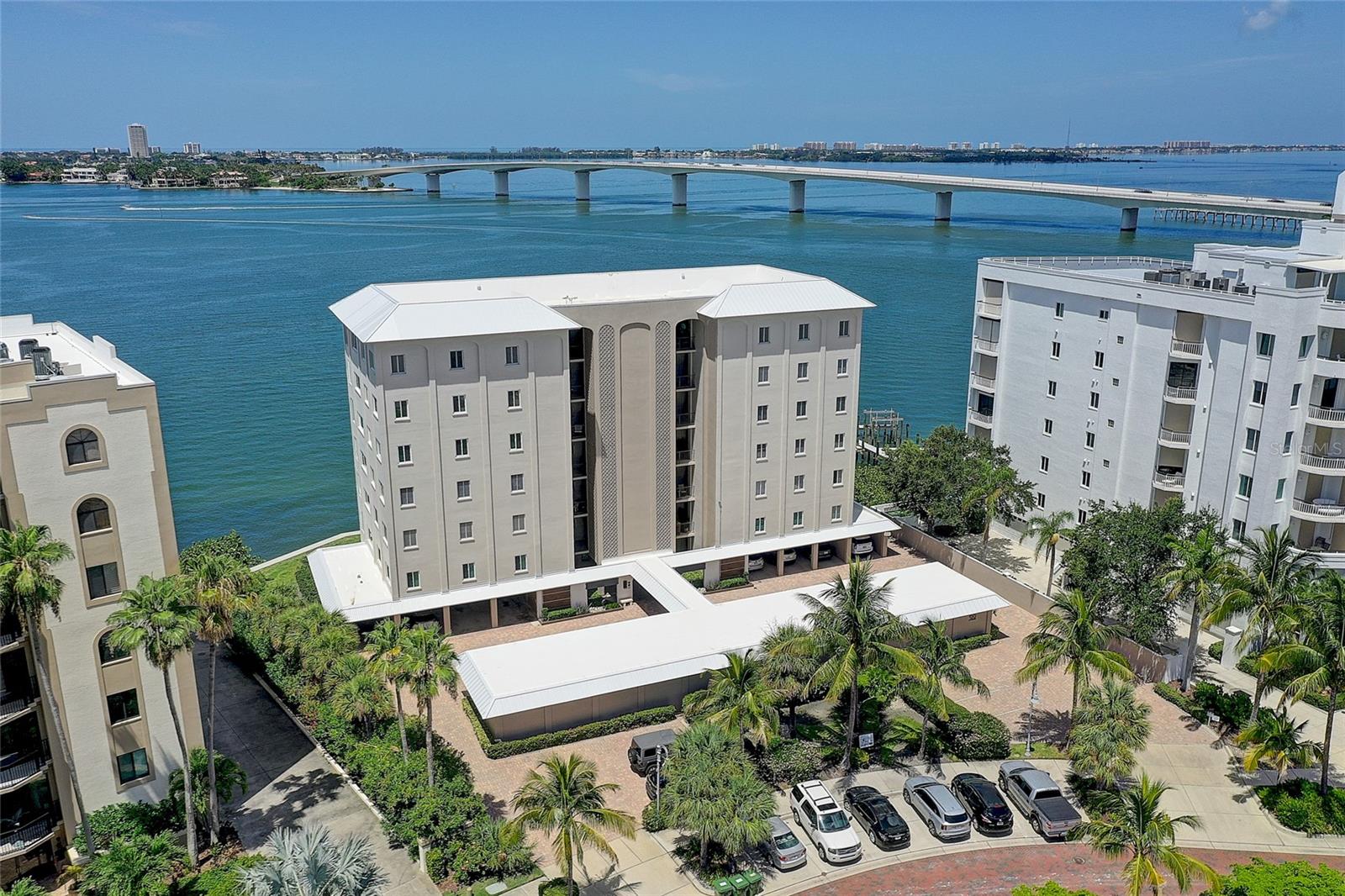 350 GOLDEN GATE PT #43