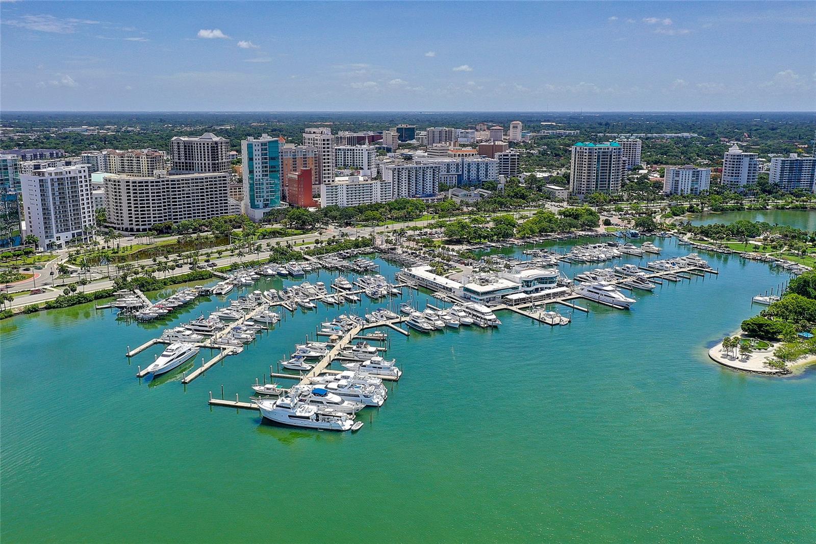 350 GOLDEN GATE PT #43