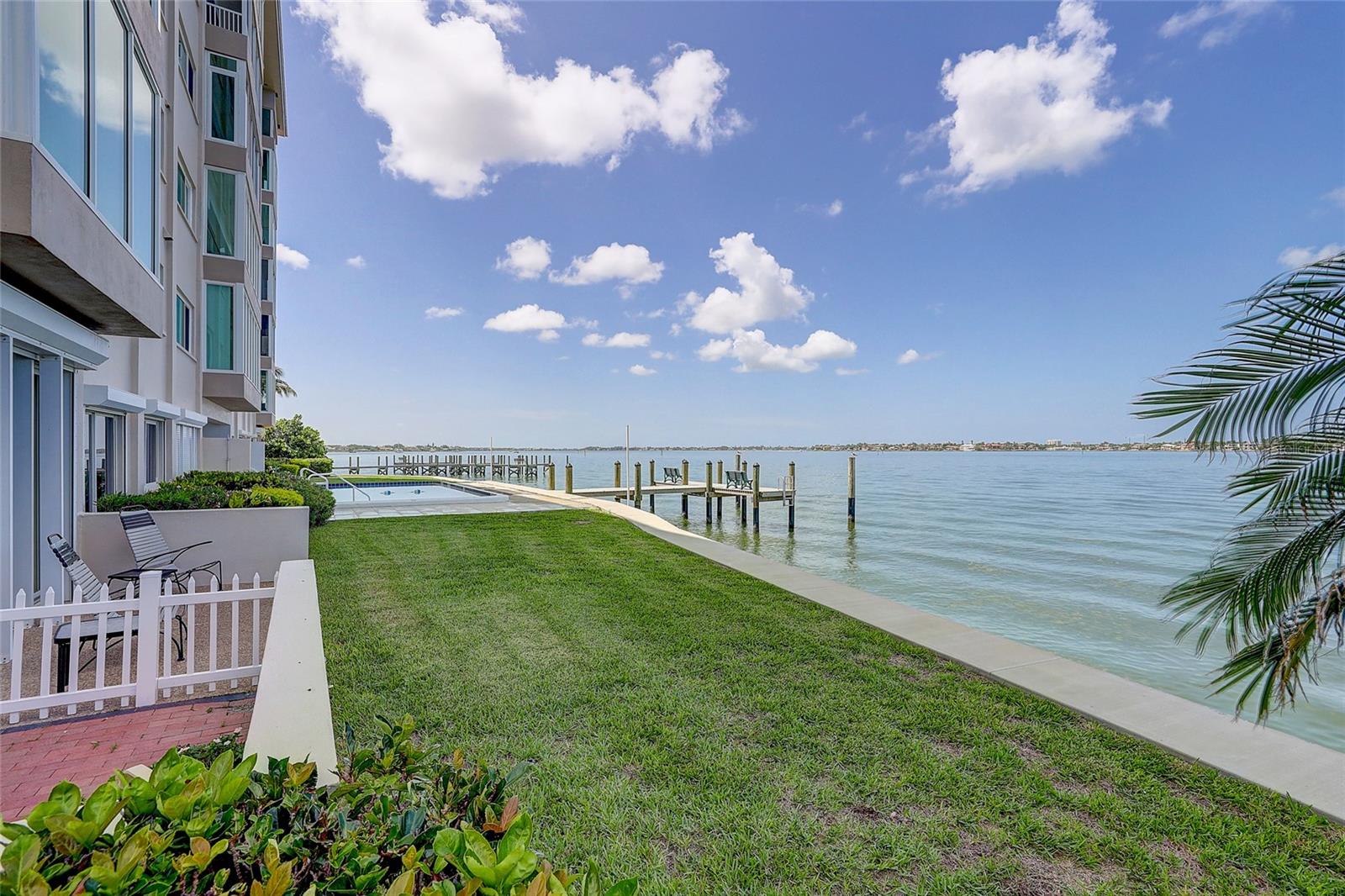 350 GOLDEN GATE PT #43