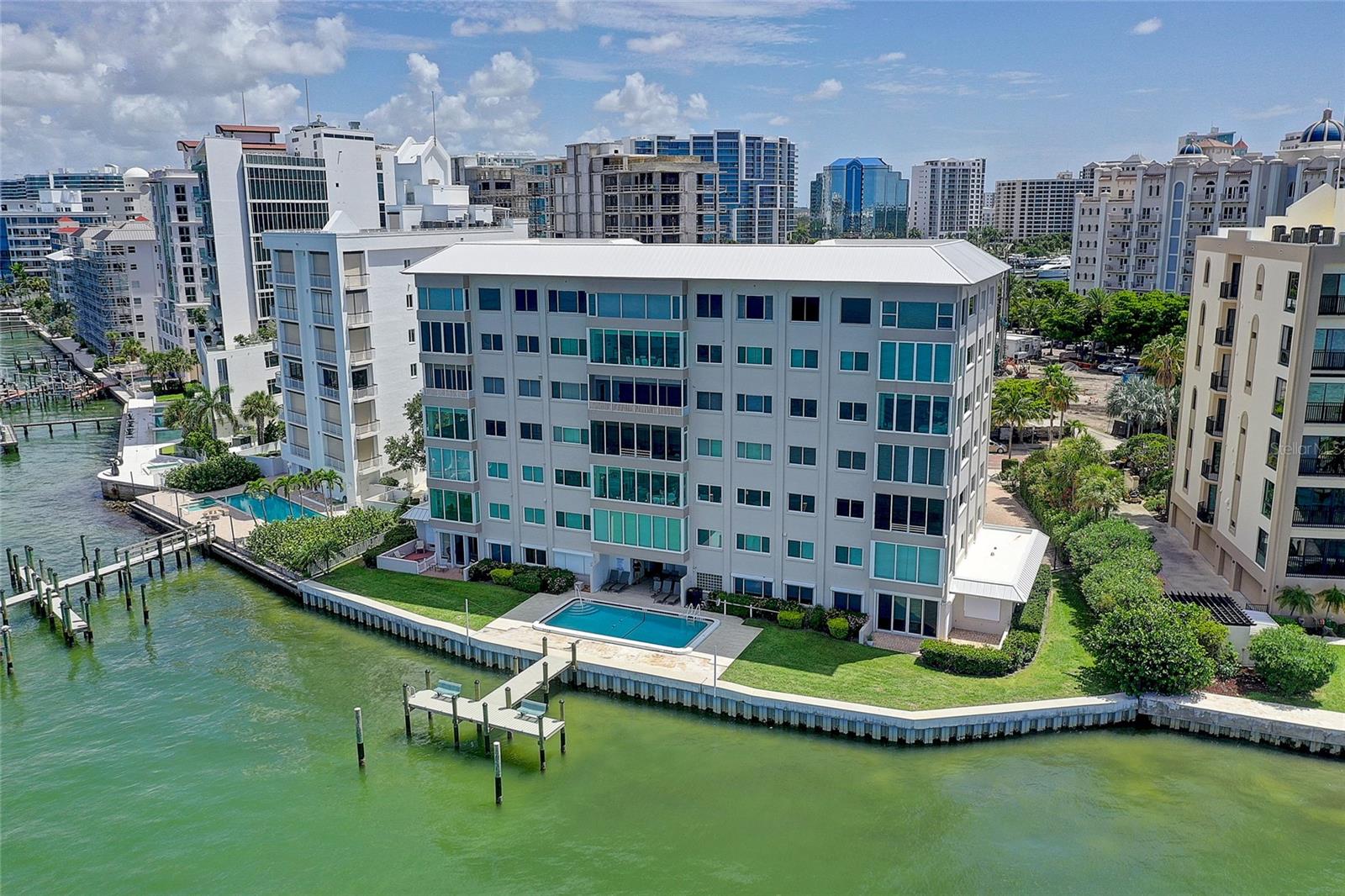 350 GOLDEN GATE PT #43