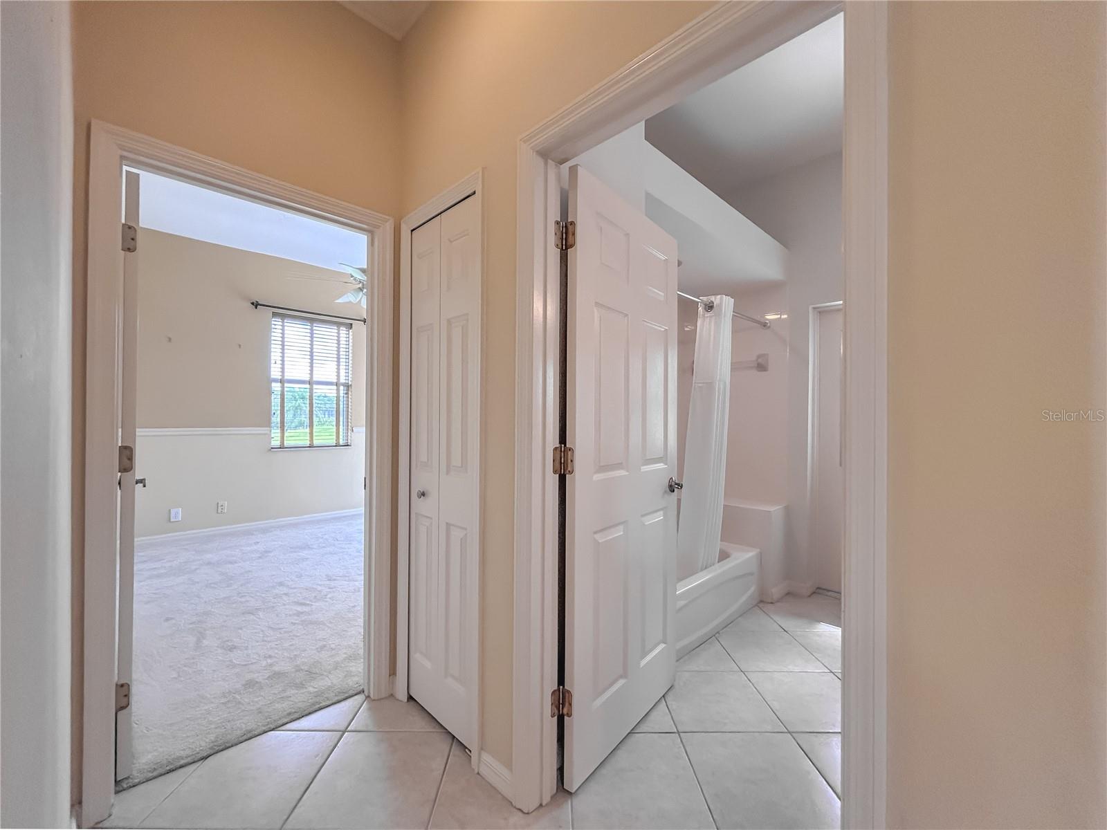 3108 ROYAL PALM DR