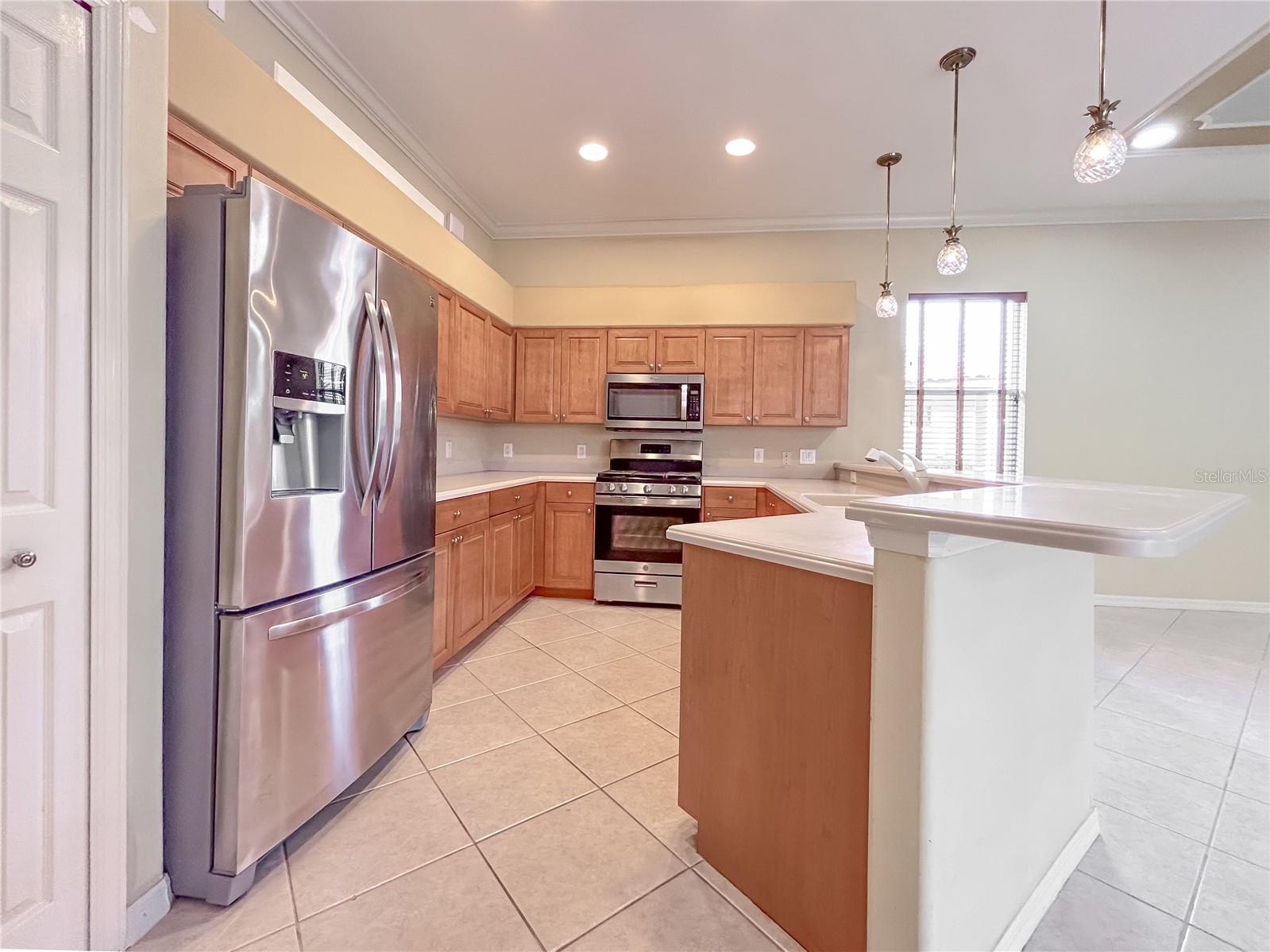 3108 ROYAL PALM DR