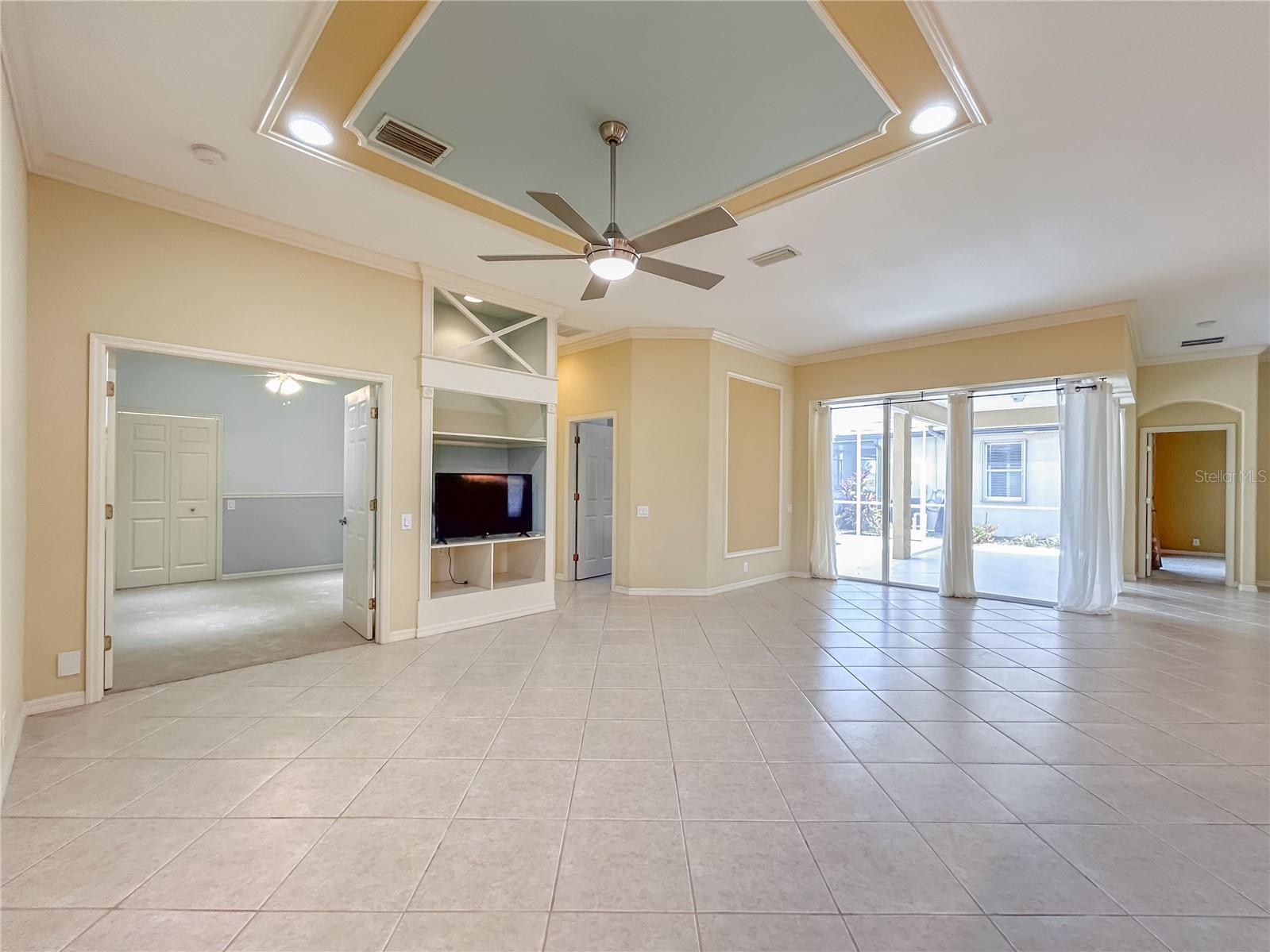3108 ROYAL PALM DR