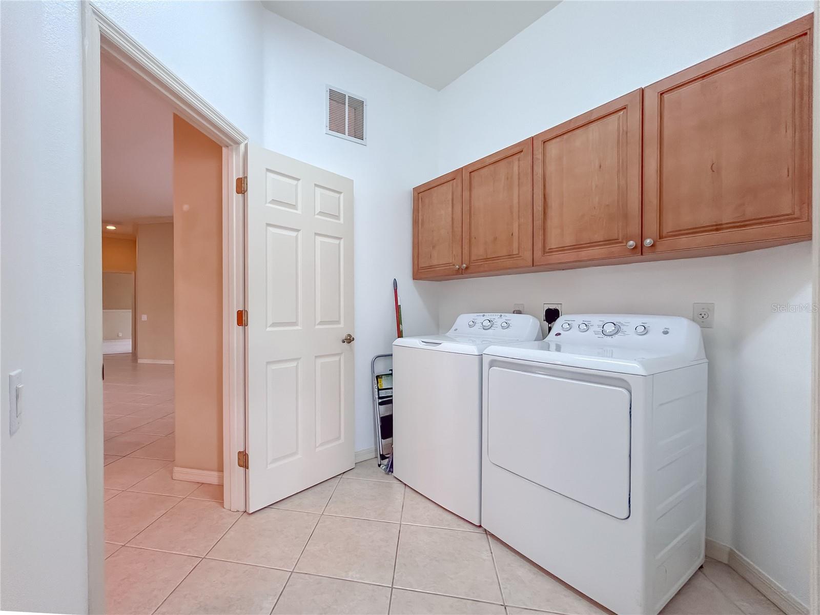 3108 ROYAL PALM DR