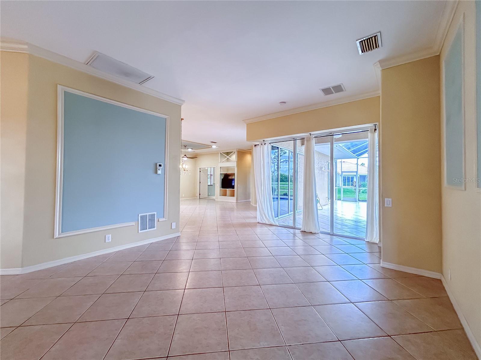 3108 ROYAL PALM DR