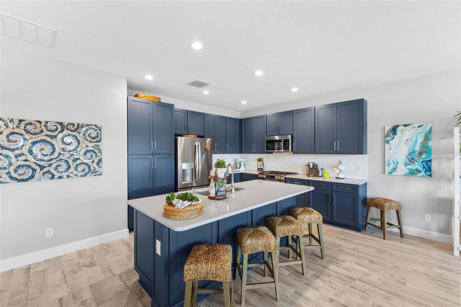 15528 SANTA POLA DR