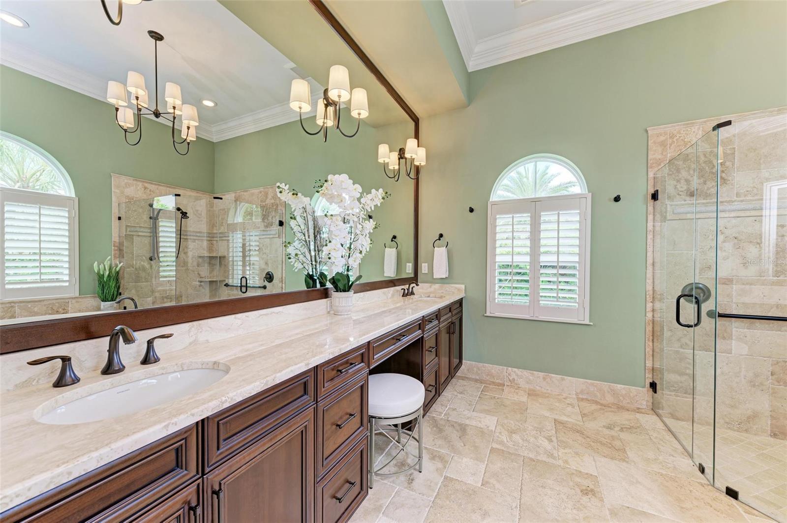 3331 FOUNDERS CLUB DR