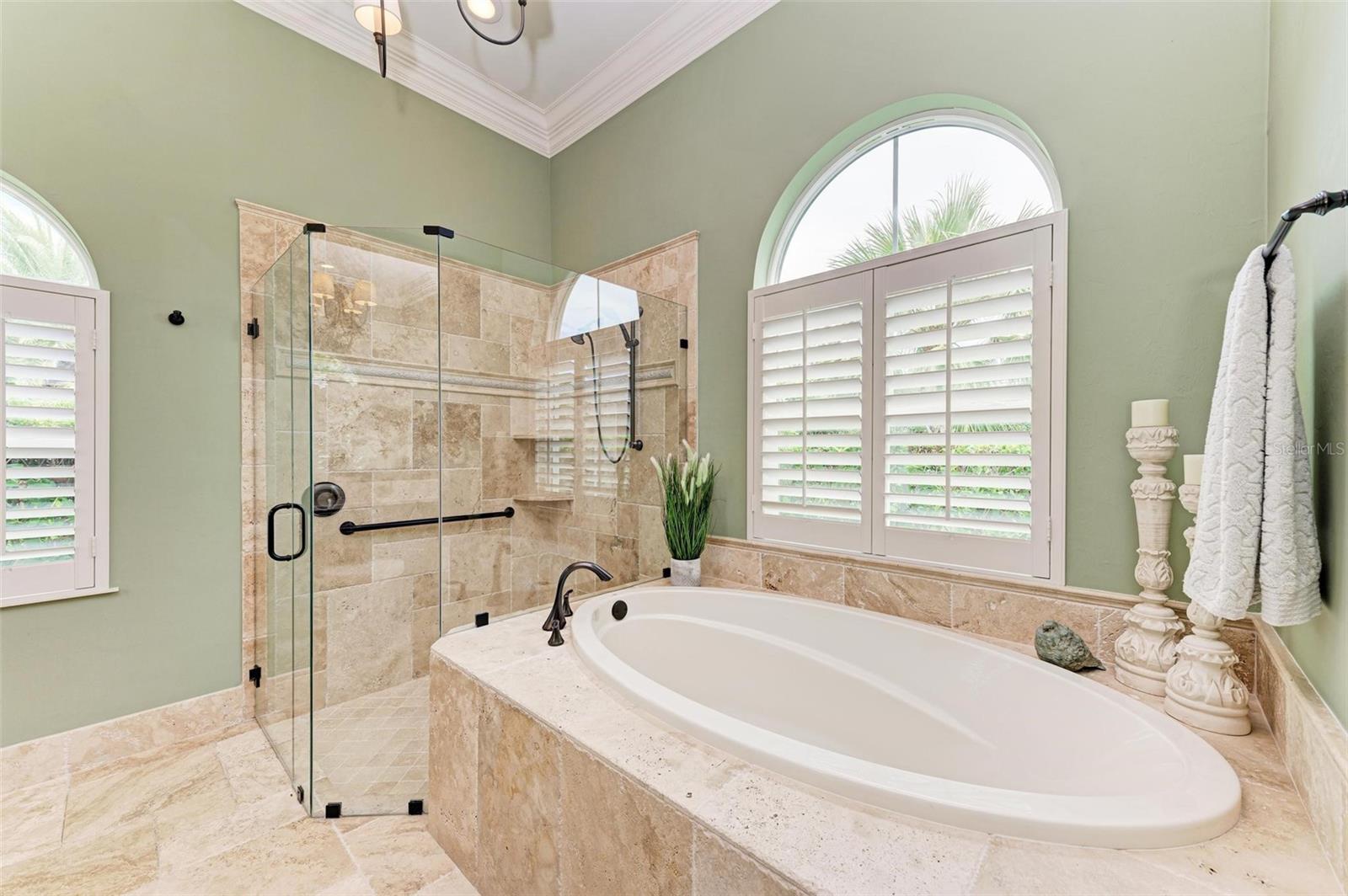 3331 FOUNDERS CLUB DR