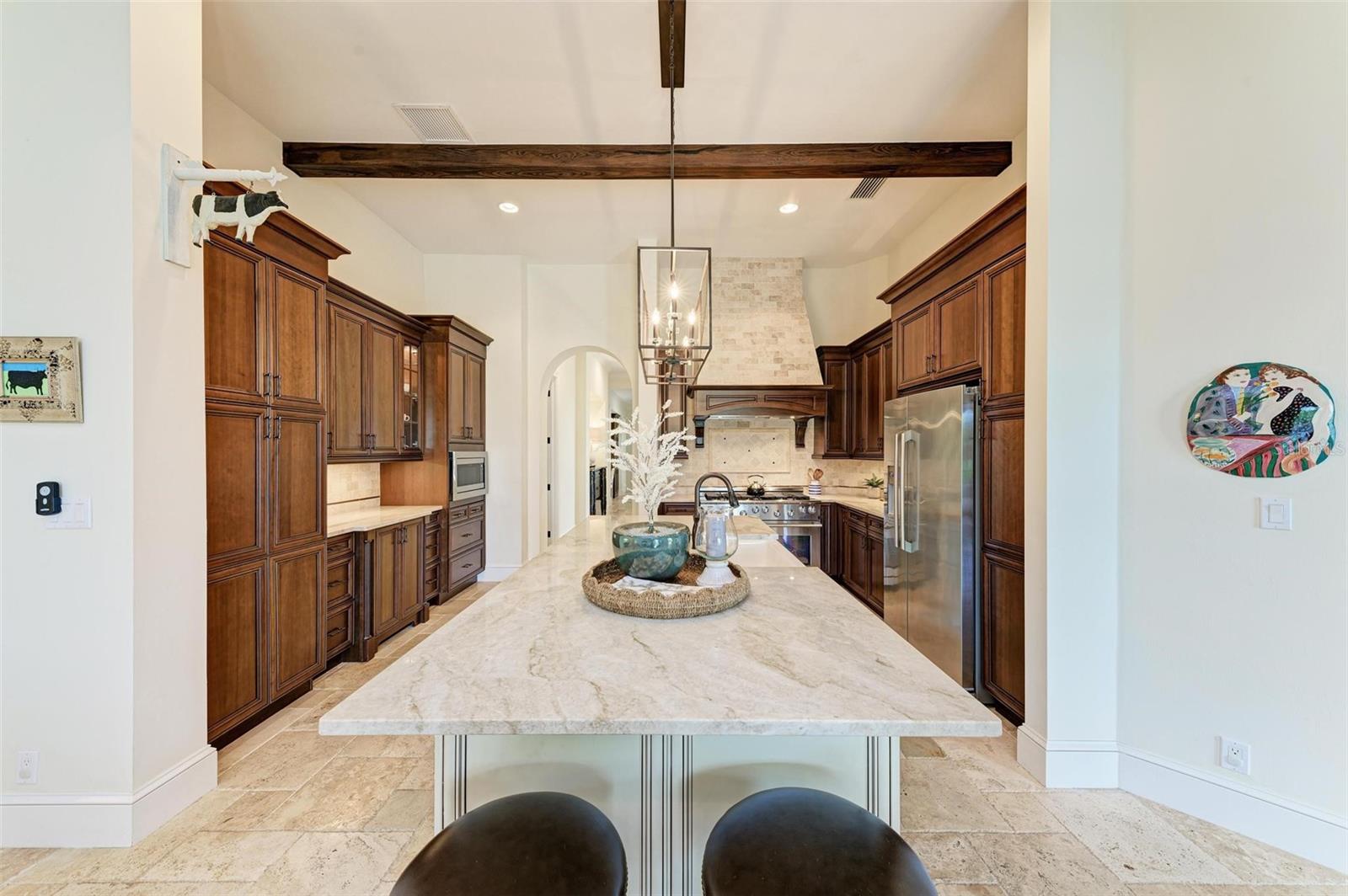 3331 FOUNDERS CLUB DR