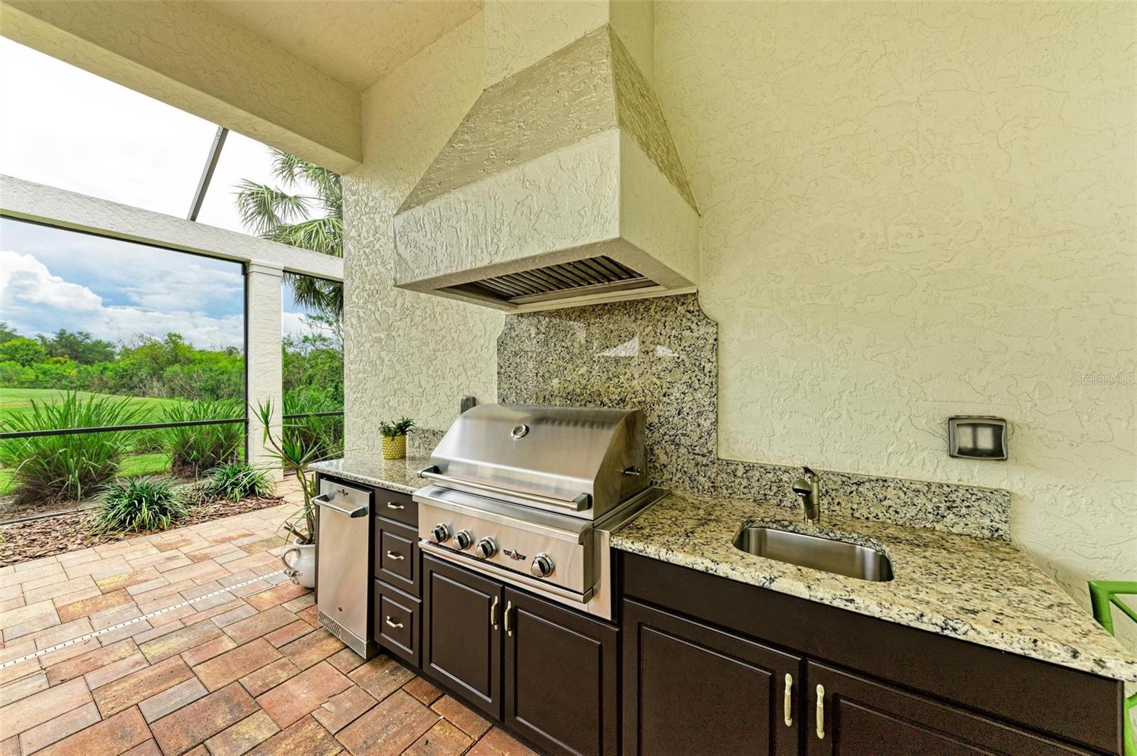 3331 FOUNDERS CLUB DR
