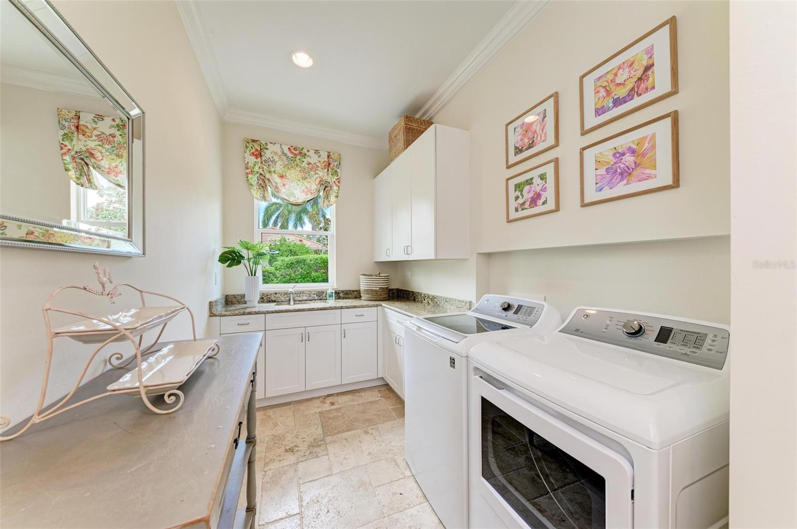 3331 FOUNDERS CLUB DR