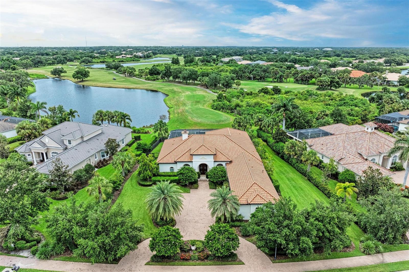 3331 FOUNDERS CLUB DR