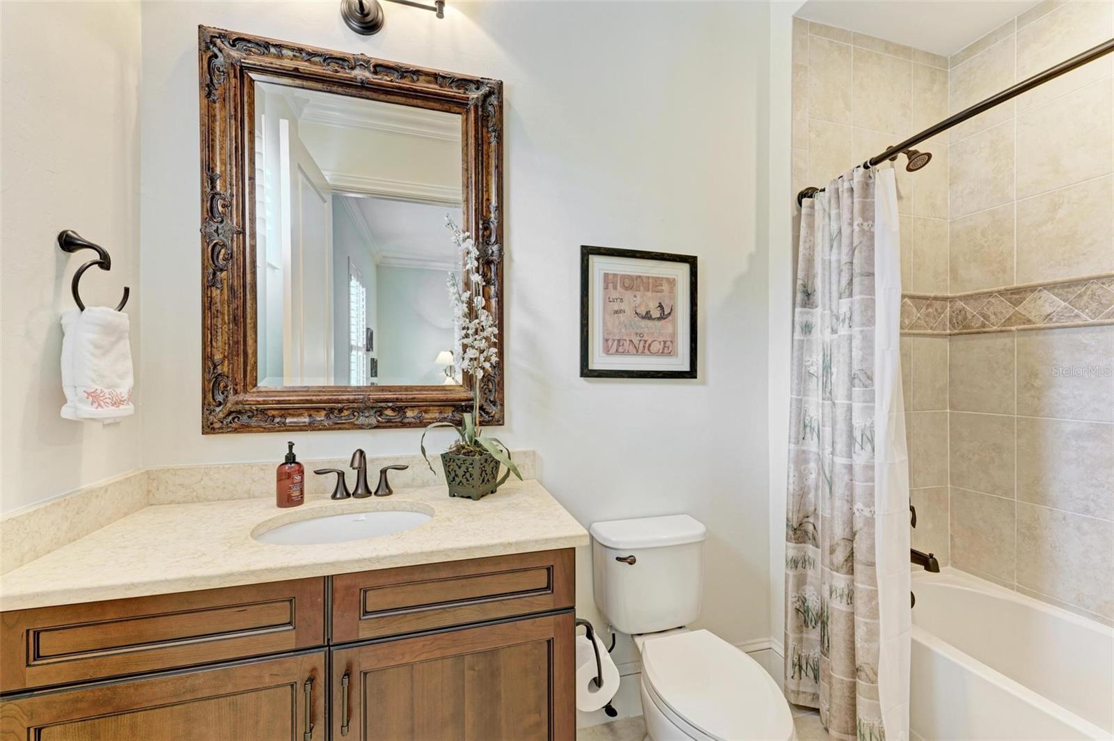 3331 FOUNDERS CLUB DR