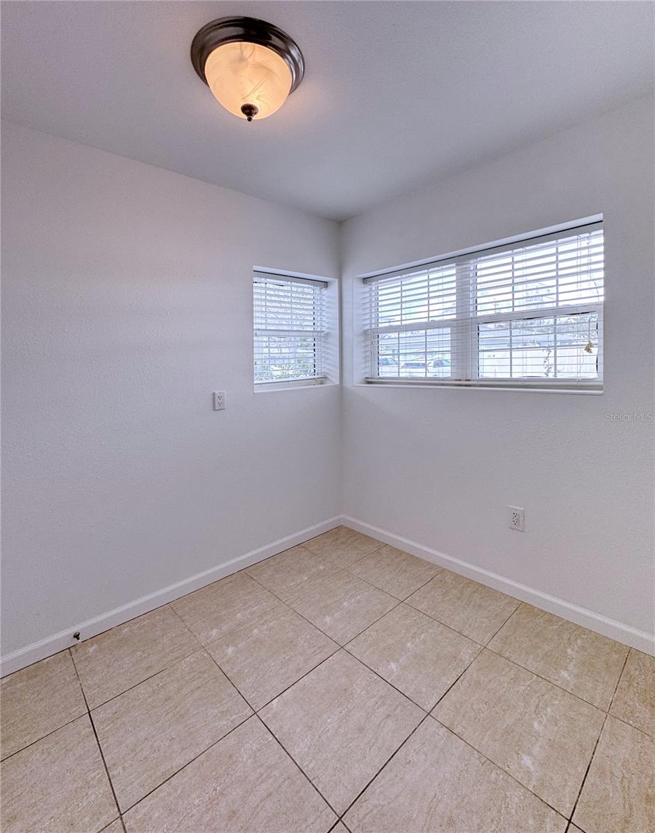 6630 MIDNIGHT PASS RD