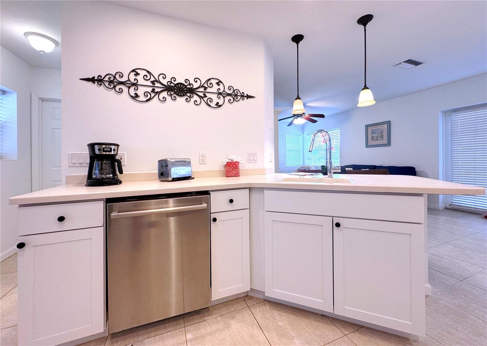 6630 MIDNIGHT PASS RD