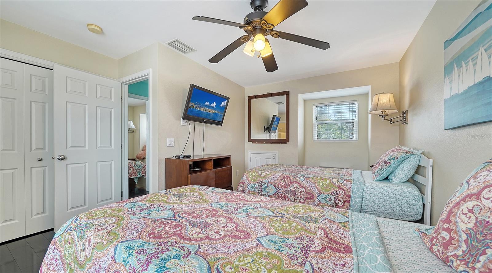 6630 MIDNIGHT PASS RD