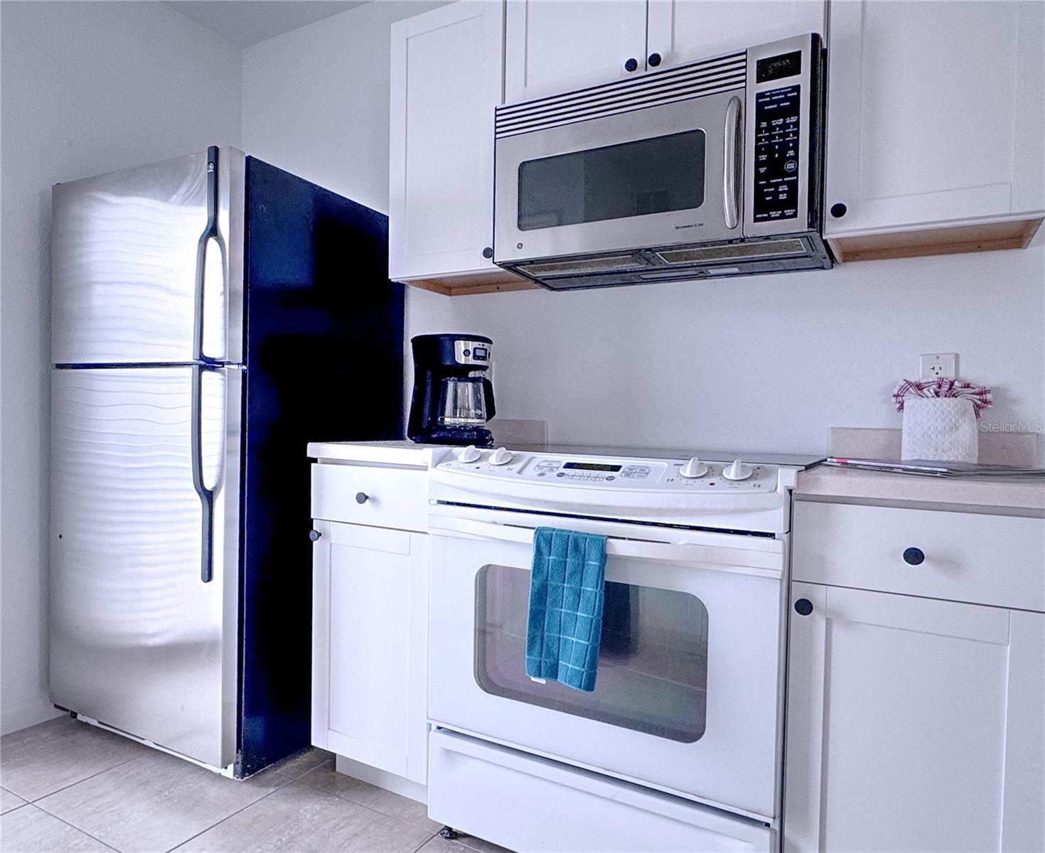 6630 MIDNIGHT PASS RD