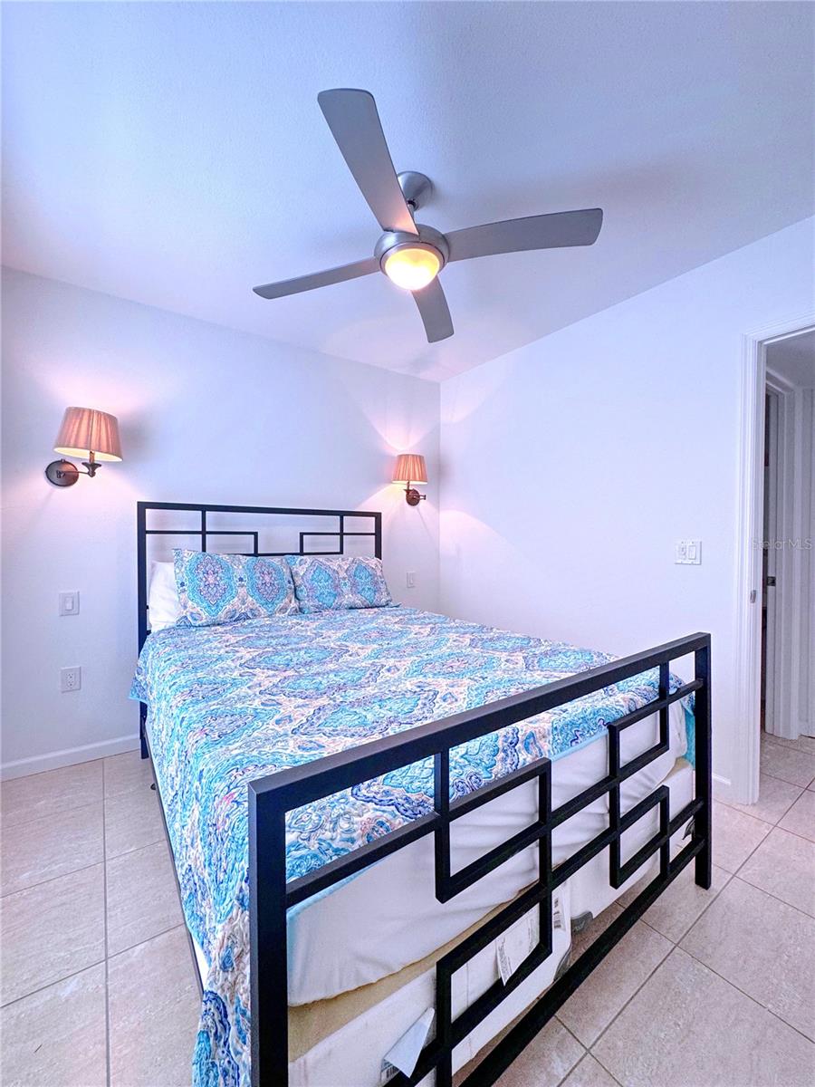 6630 MIDNIGHT PASS RD