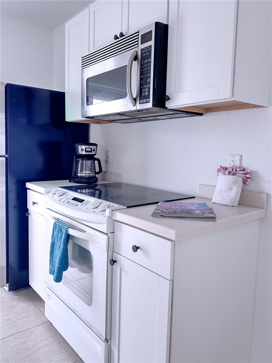 6630 MIDNIGHT PASS RD