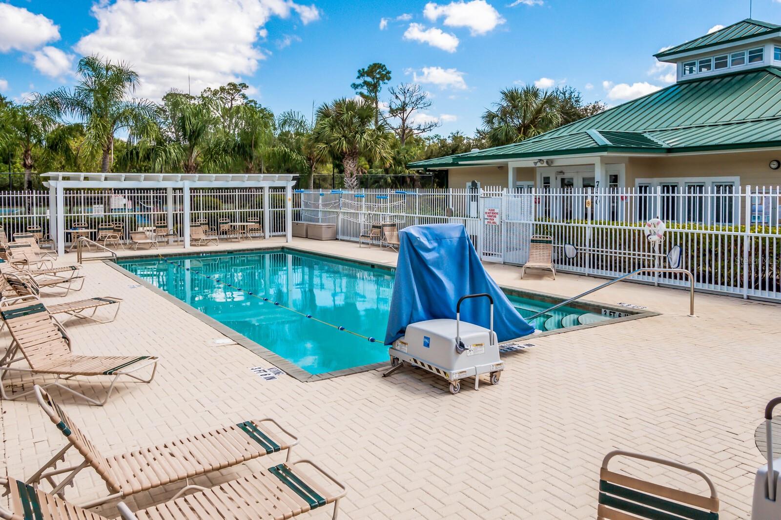 6690 TAILFEATHER WAY