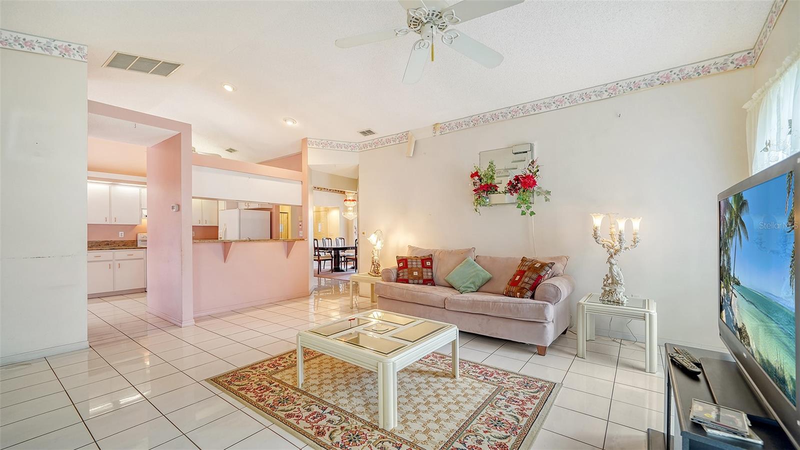 1626 RIDGEWOOD LN